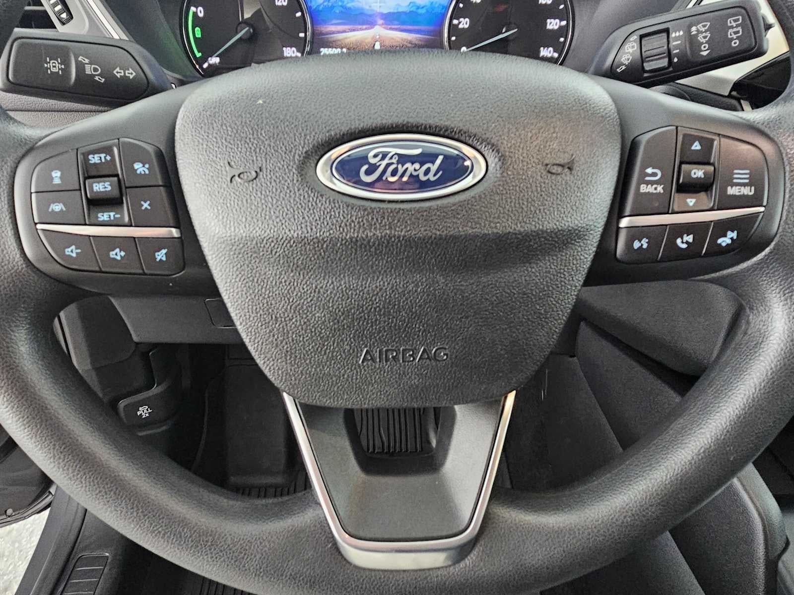 2022 Ford Escape SE Hybrid