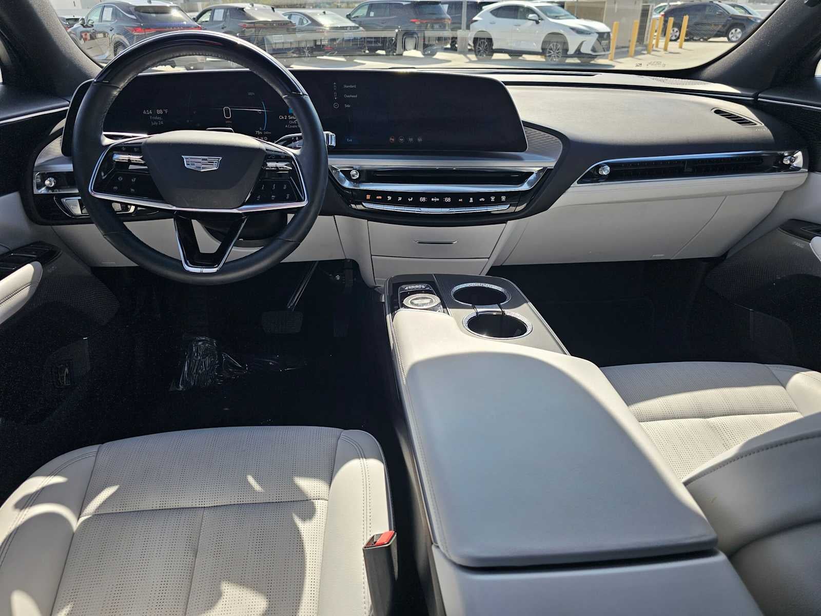 2024 Cadillac LYRIQ Sport