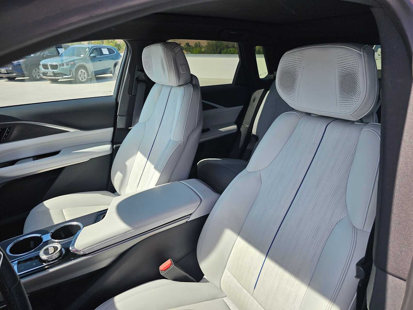 2024 Cadillac LYRIQ Sport