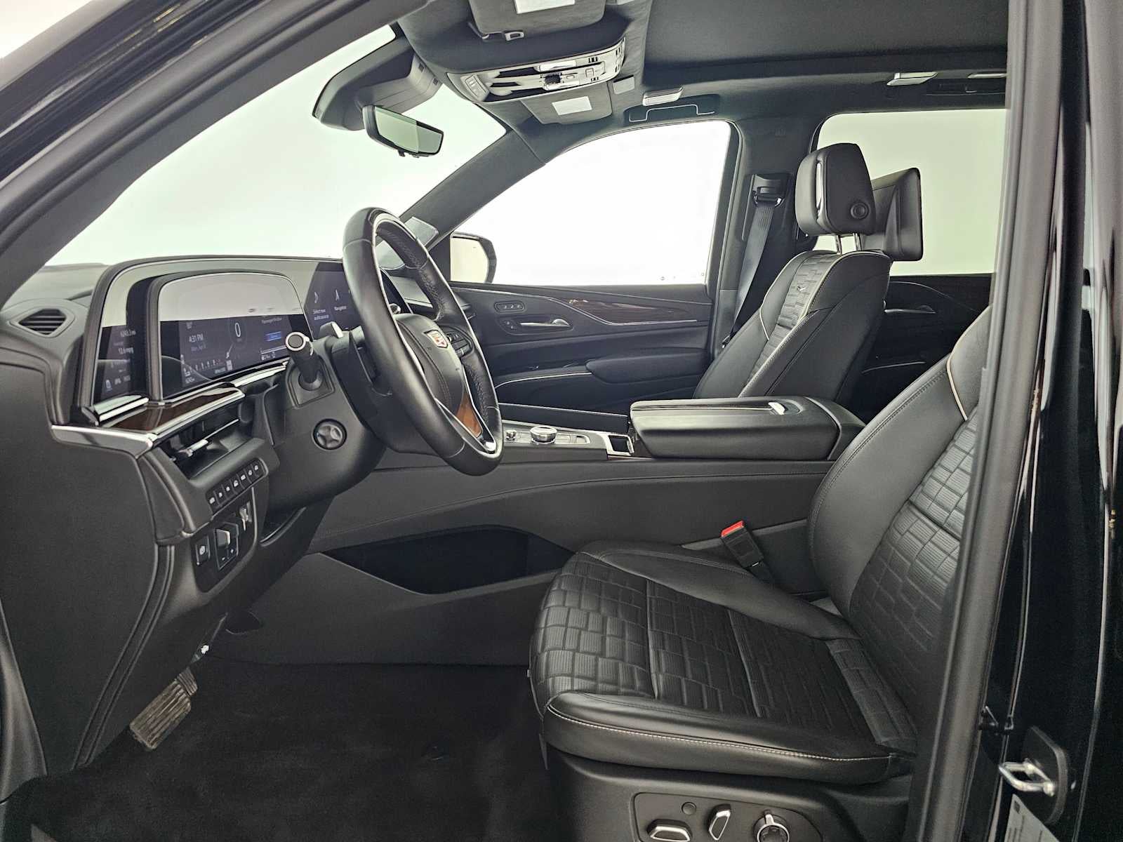 2024 Cadillac Escalade ESV 4WD Premium Luxury Platinum