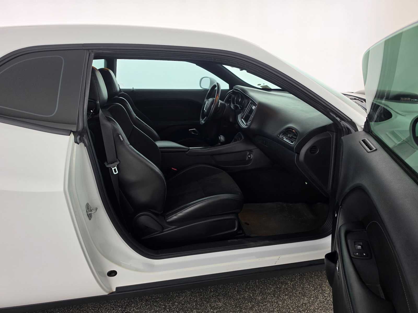 2018 Dodge Challenger 392 Hemi Scat Pack Shaker