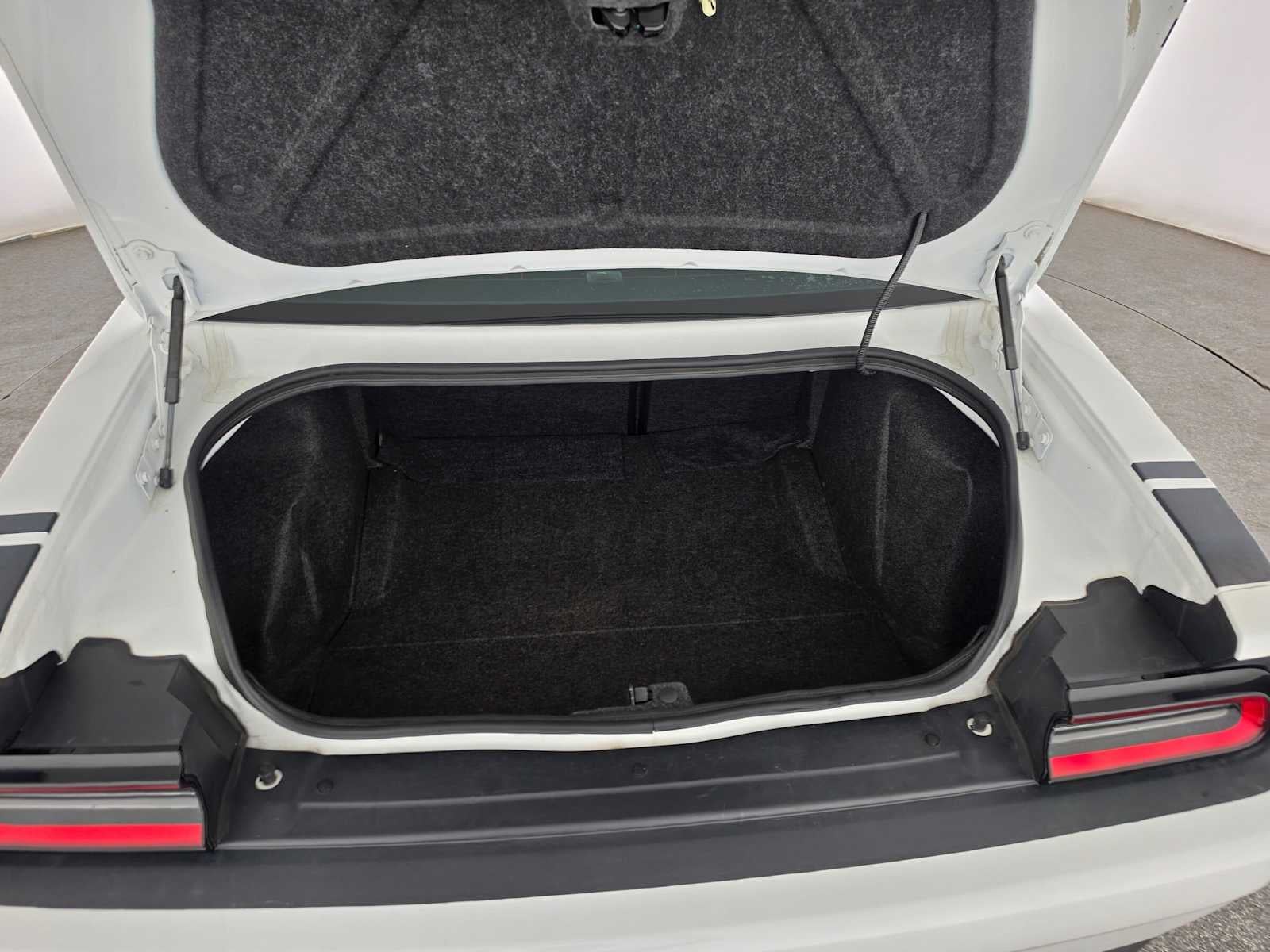 2018 Dodge Challenger 392 Hemi Scat Pack Shaker