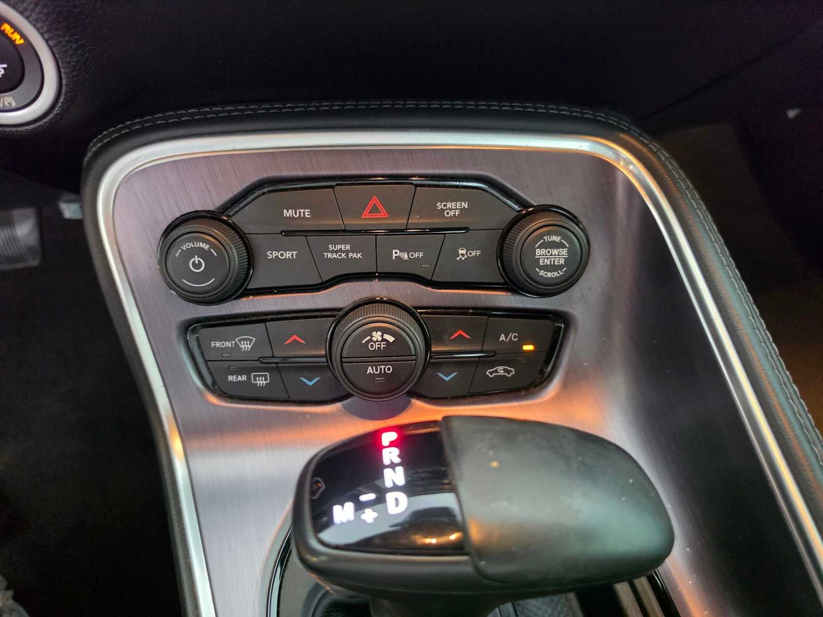 2018 Dodge Challenger 392 Hemi Scat Pack Shaker