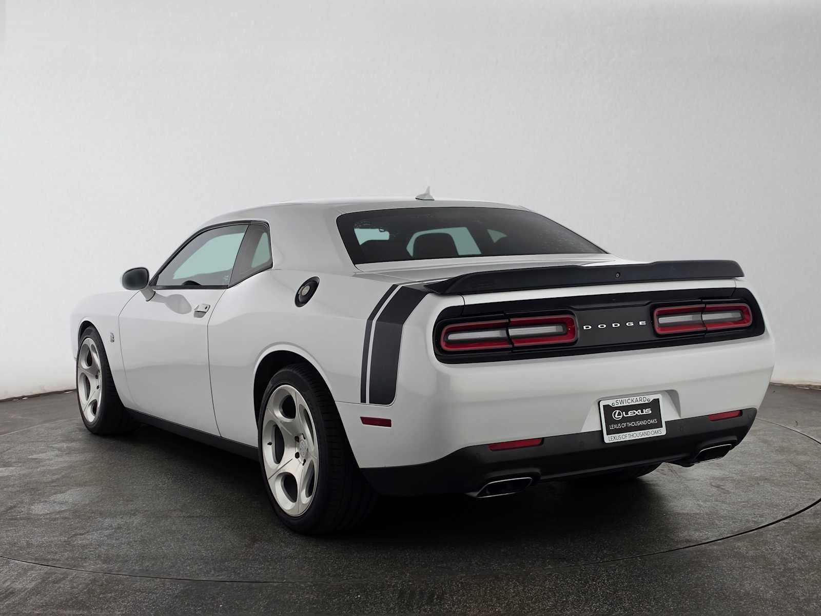 2018 Dodge Challenger 392 Hemi Scat Pack Shaker