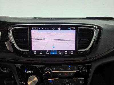 2023 Chrysler Pacifica Hybrid Pinnacle