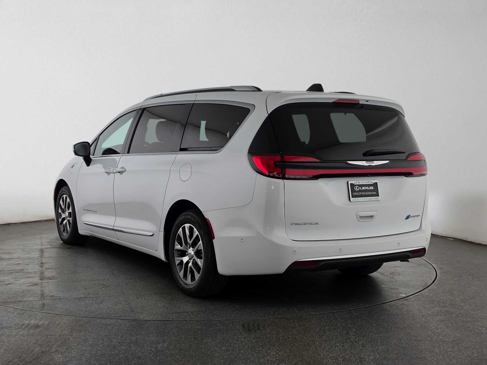 2023 Chrysler Pacifica Hybrid Pinnacle
