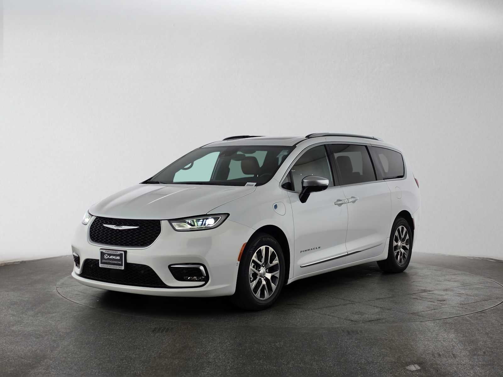 2023 Chrysler Pacifica Hybrid Pinnacle
