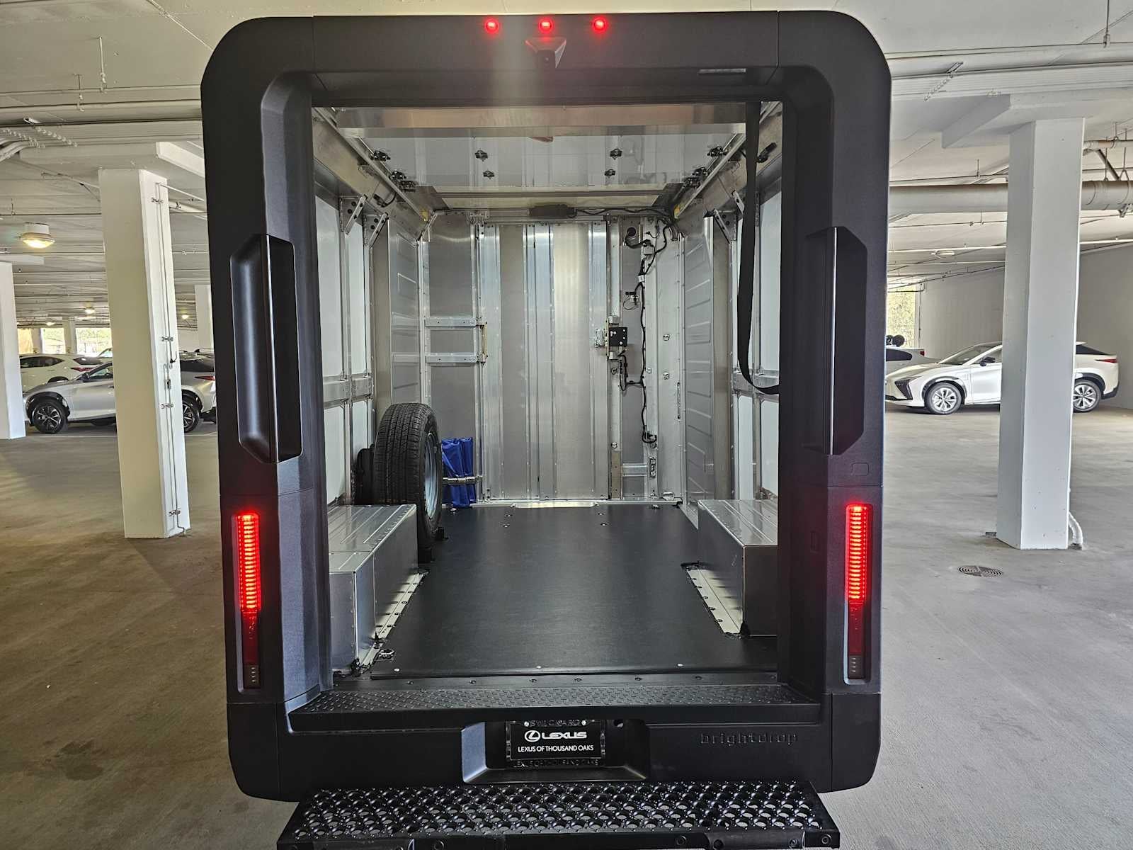 2025 Chevrolet BrightDrop 400 eFWD 400