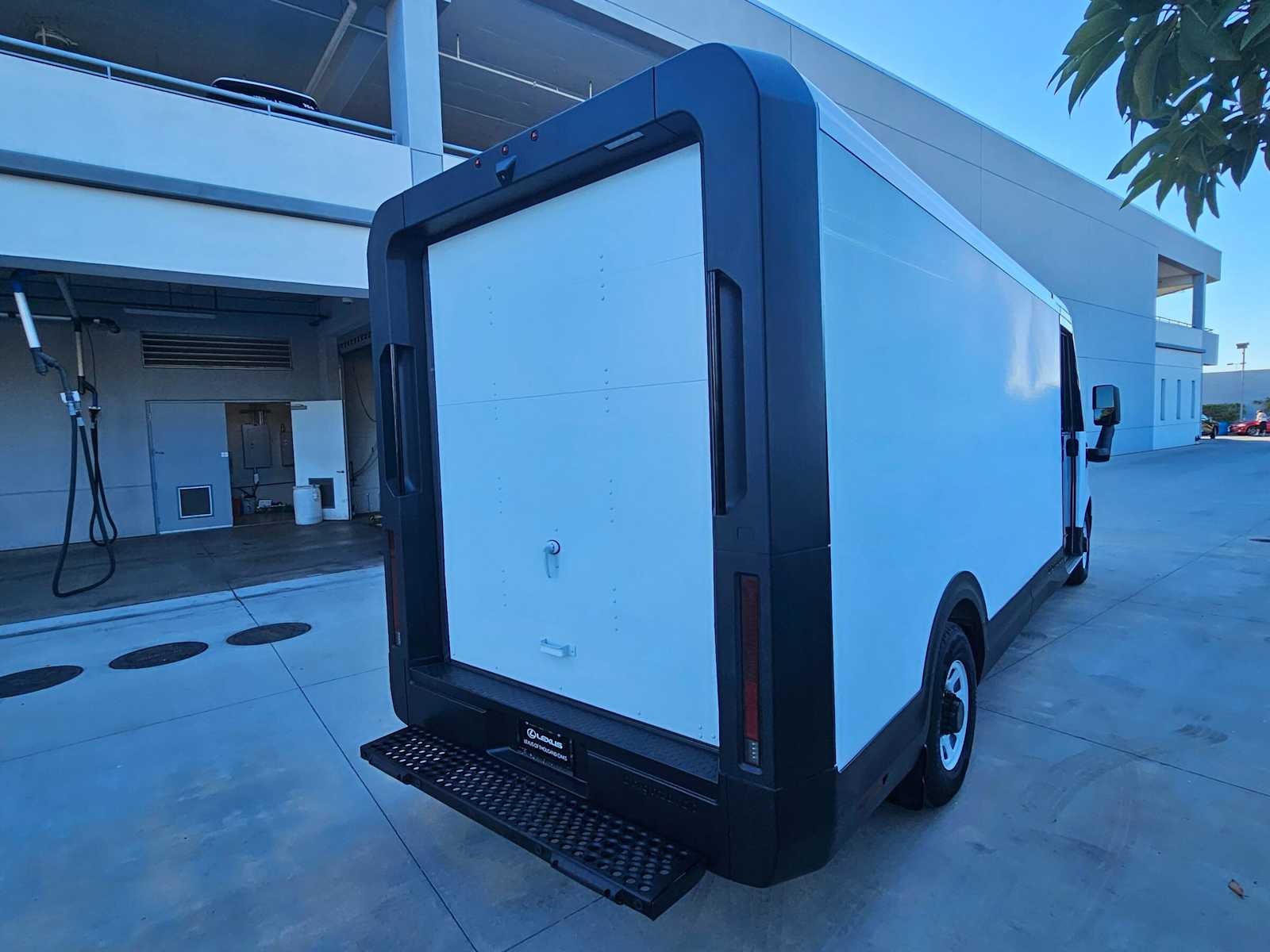 2024 BrightDrop Zevo 600 eAWD 600