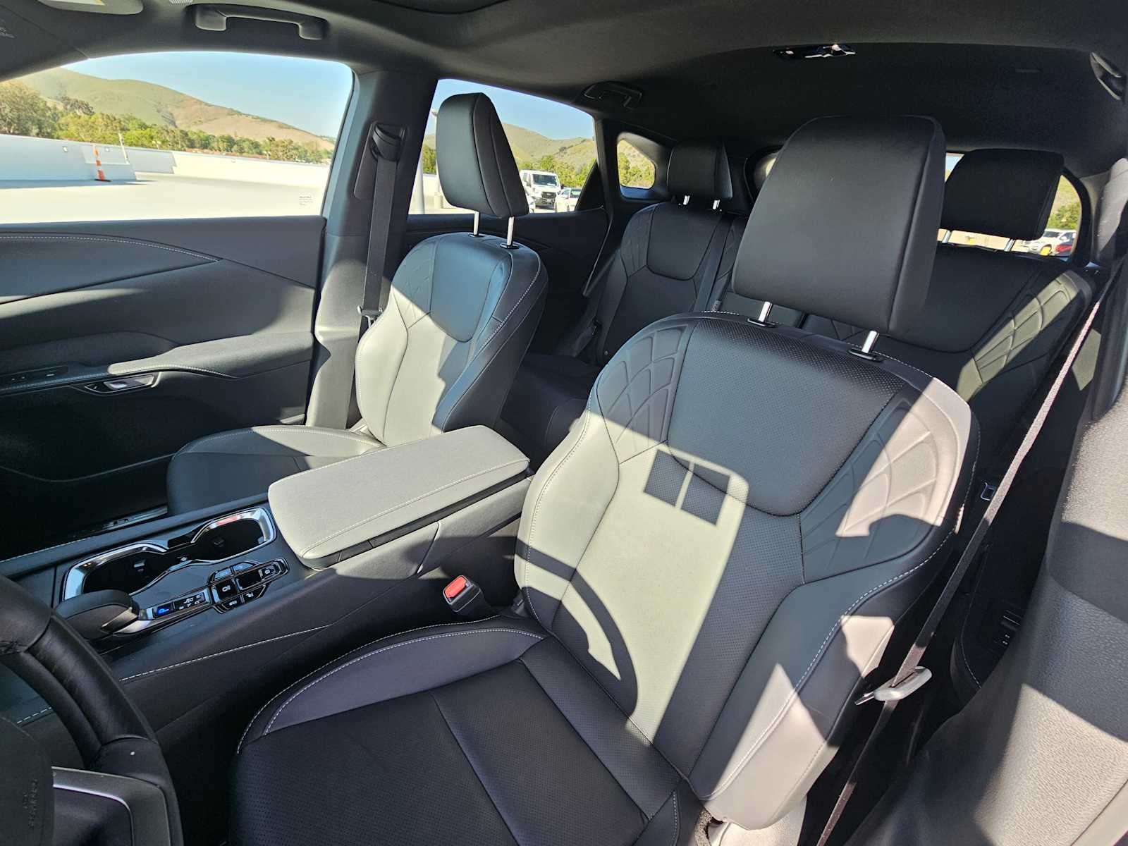 2026 Lexus RX 350 F SPORT Design