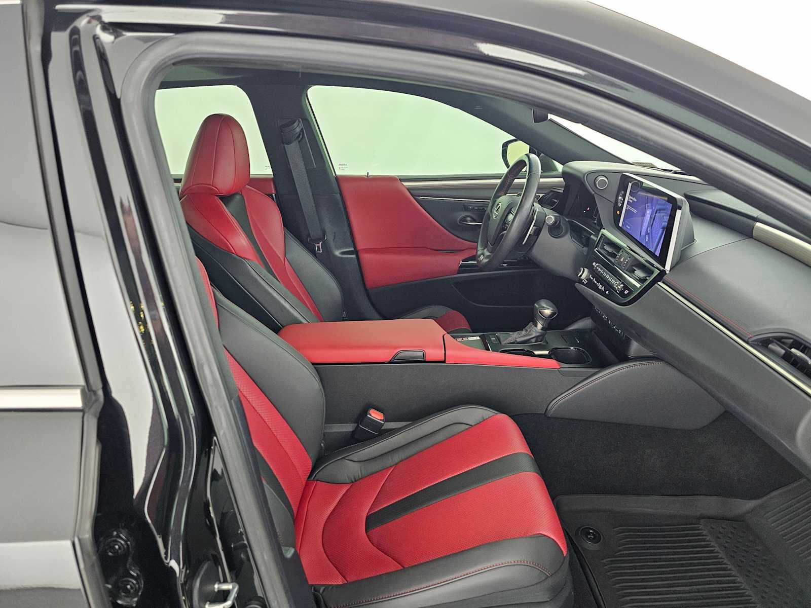 2023 Lexus ES 350 F SPORT Handling