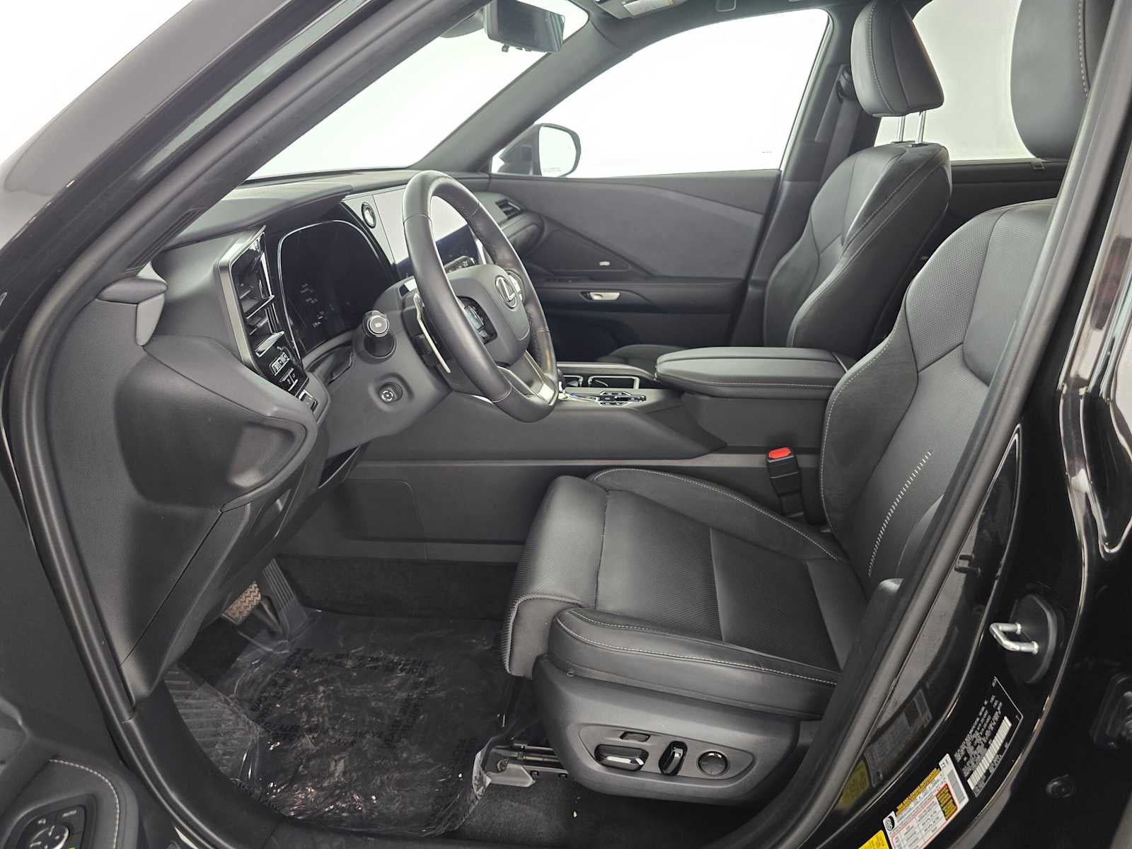 2025 Lexus TX 550h+ Luxury