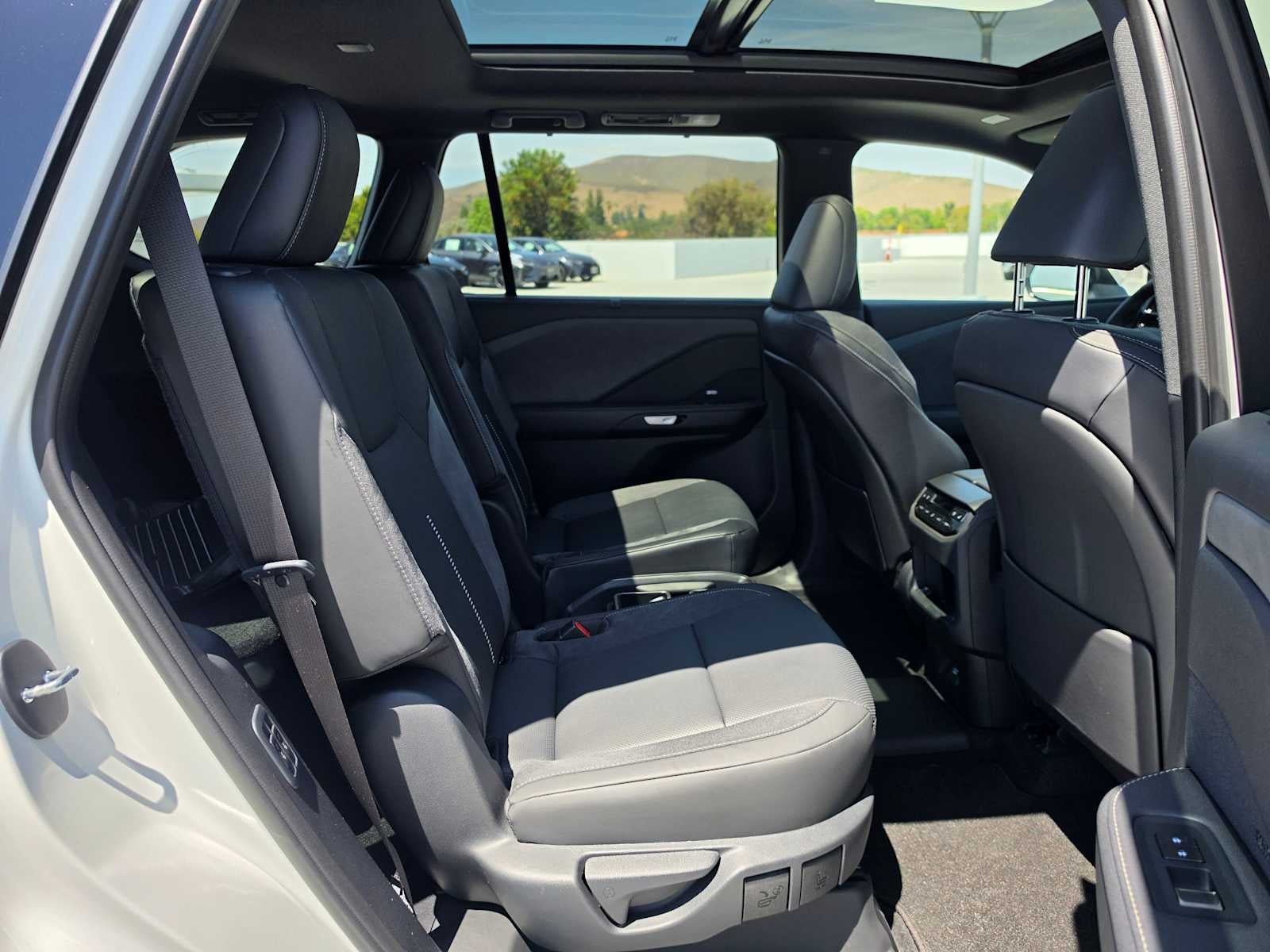 2026 Lexus TX 550h+ Luxury