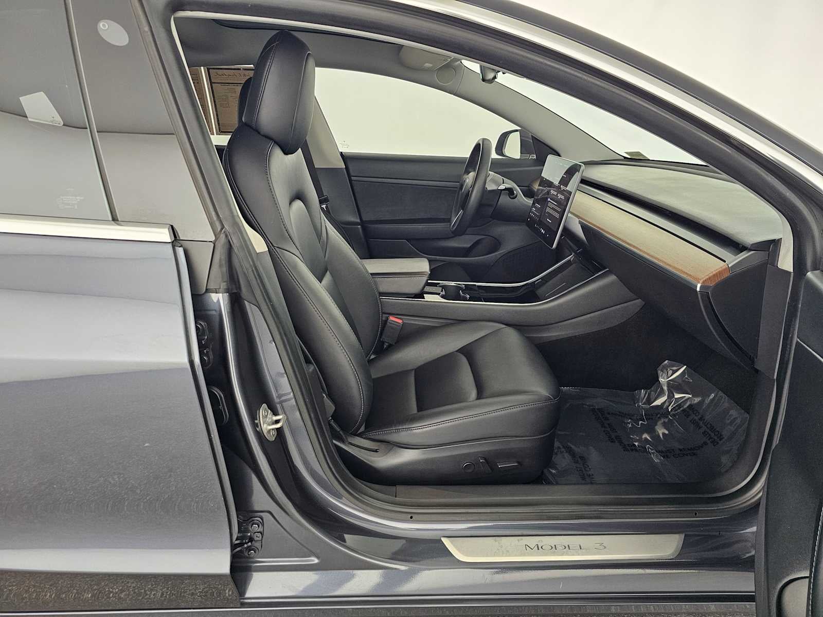 2020 Tesla Model 3 Standard Range