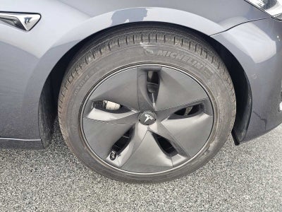 2020 Tesla Model 3 Standard Range