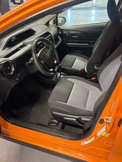 2018 Toyota Prius c Three
