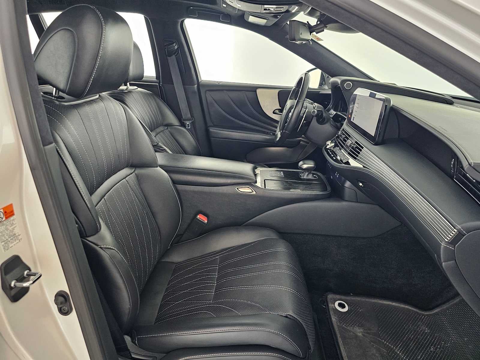 2023 Lexus LS 500h LS 500h
