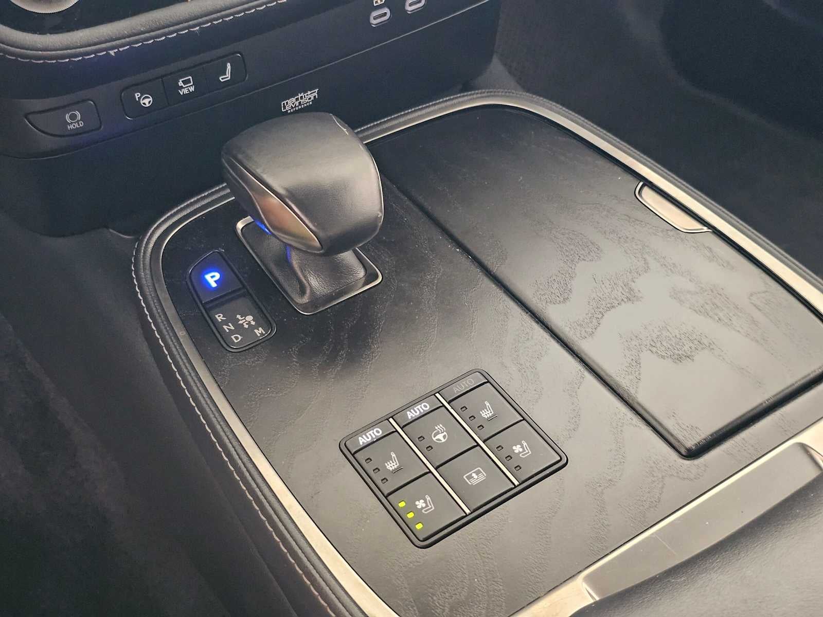 2023 Lexus LS 500h LS 500h