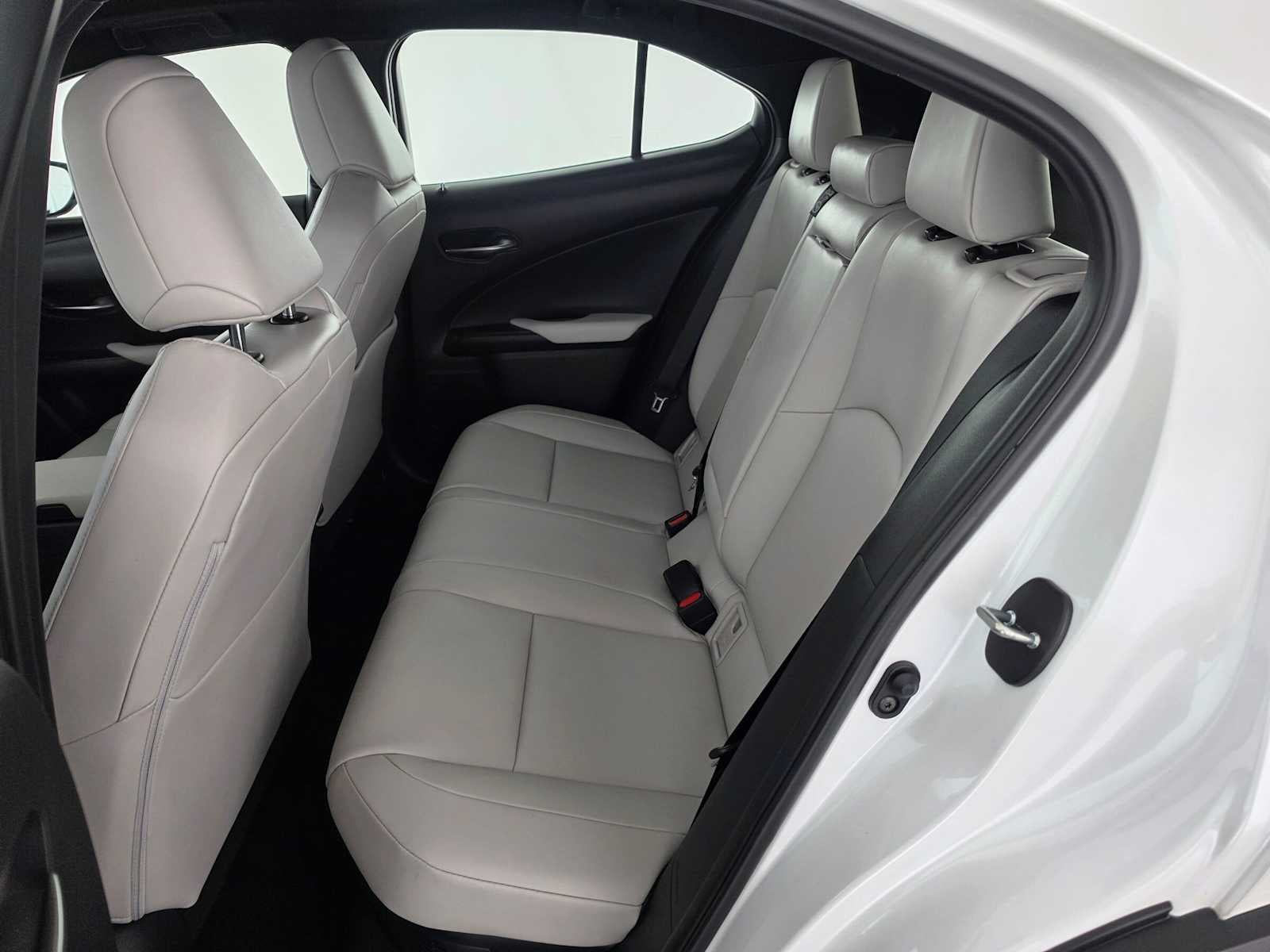 2025 Lexus UX 300h UX 300h