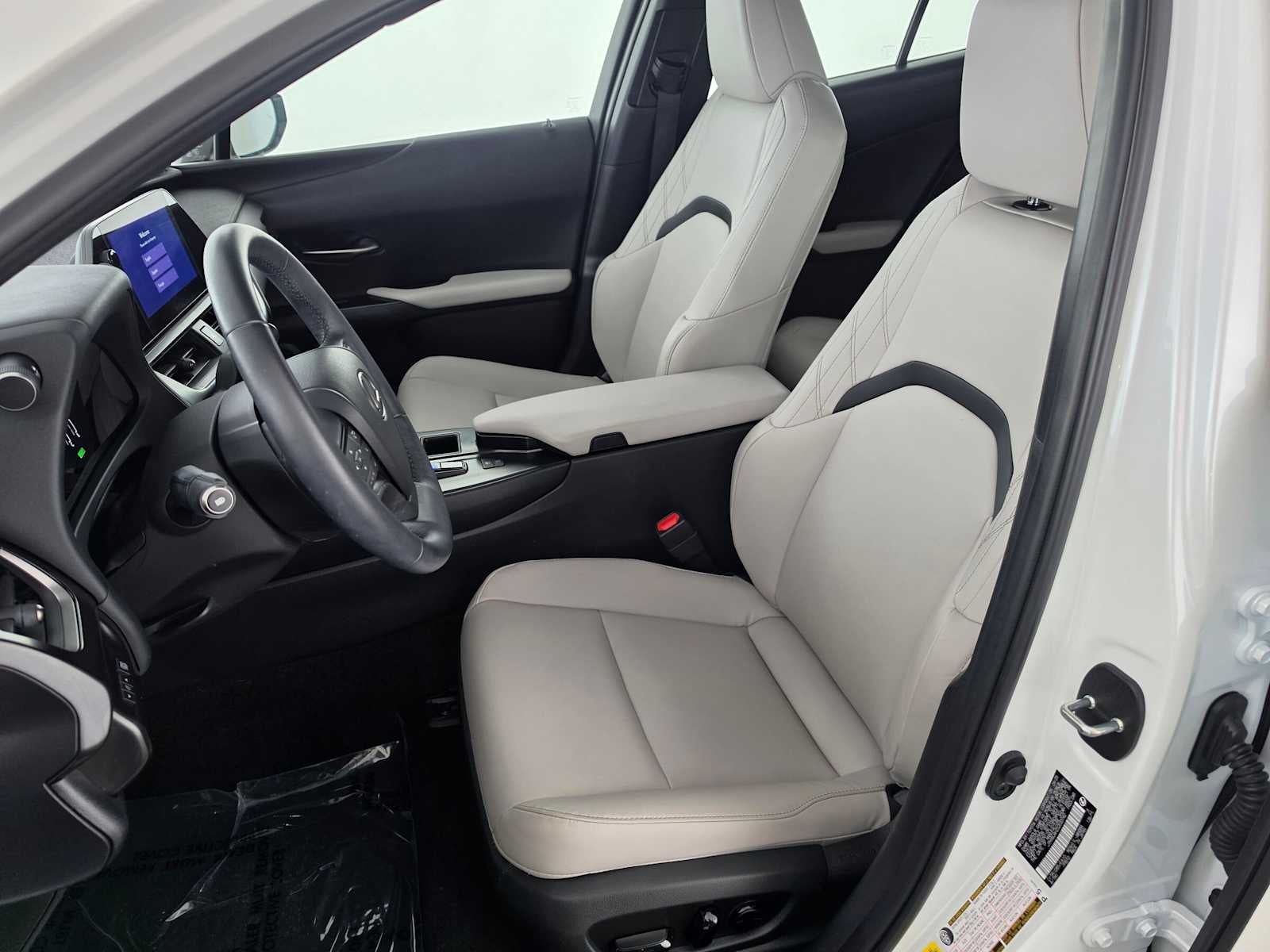 2025 Lexus UX 300h UX 300h