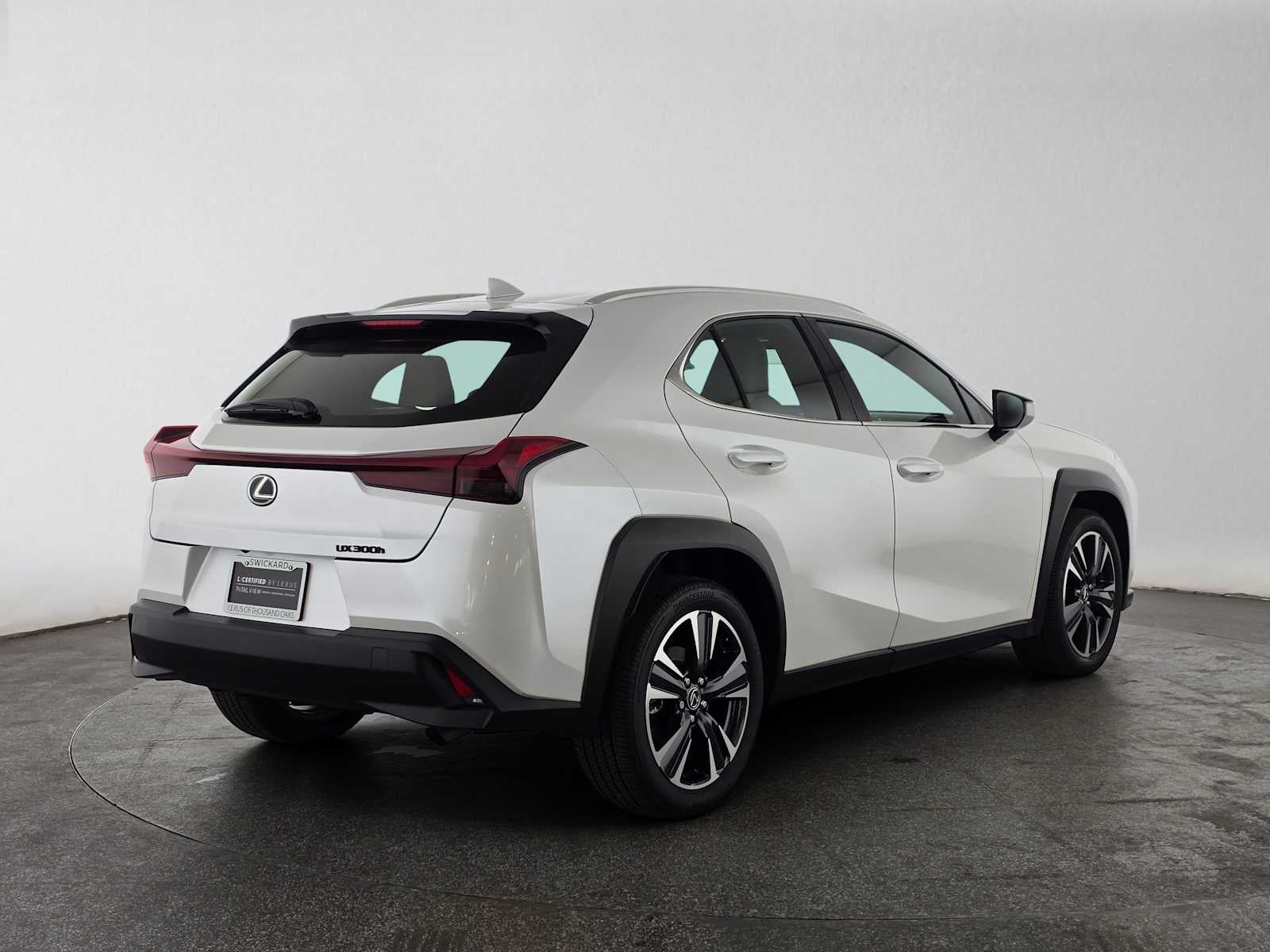 2025 Lexus UX 300h UX 300h