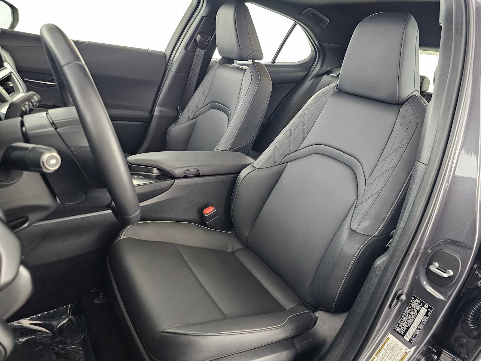 2025 Lexus UX 300h UX 300h