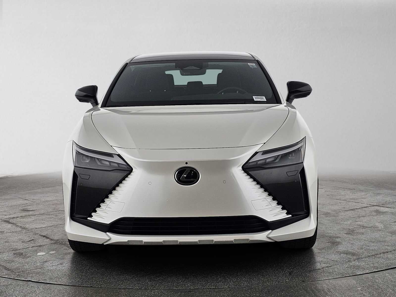 2023 Lexus RZ 450e Luxury