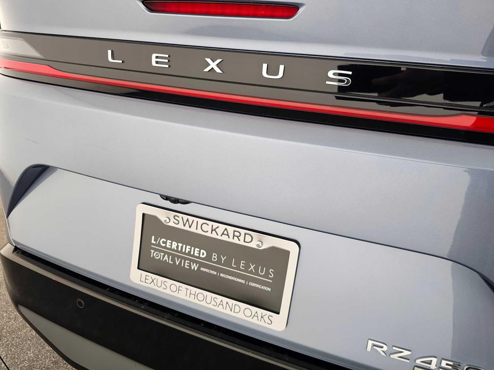 2023 Lexus RZ 450e Luxury