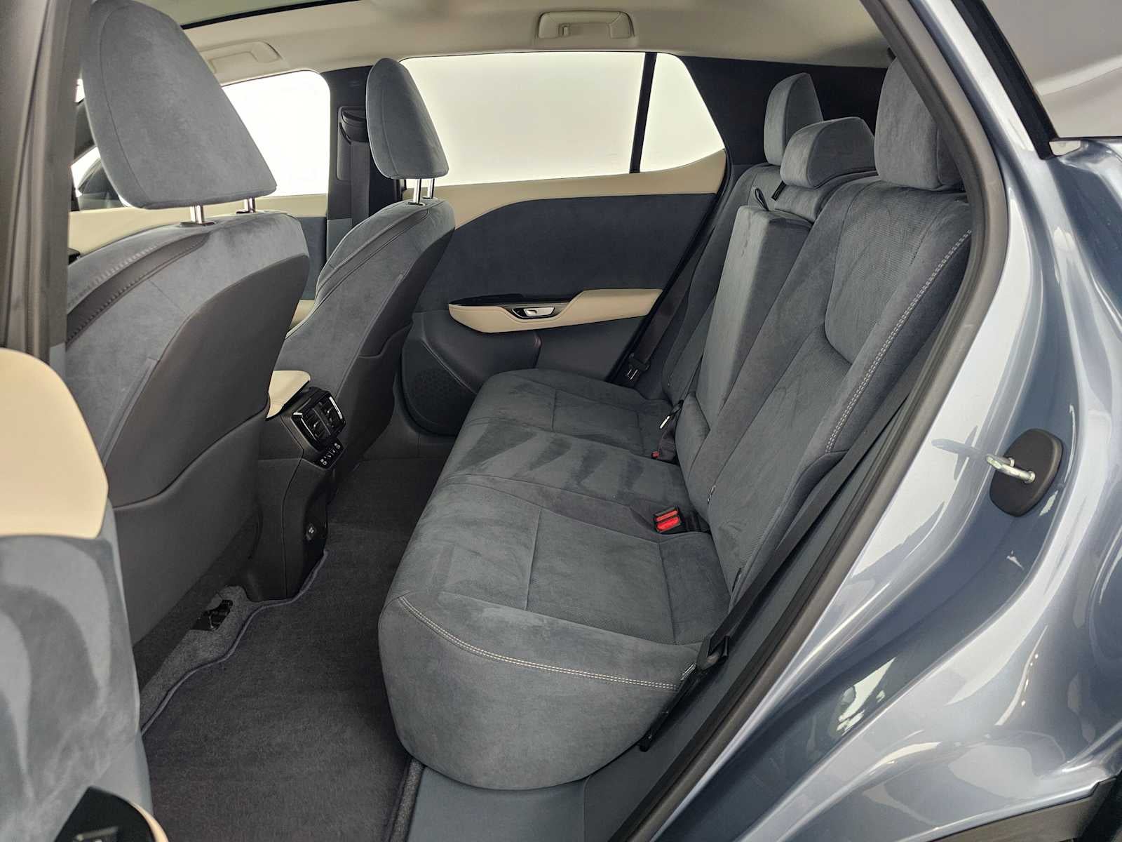 2023 Lexus RZ 450e Luxury