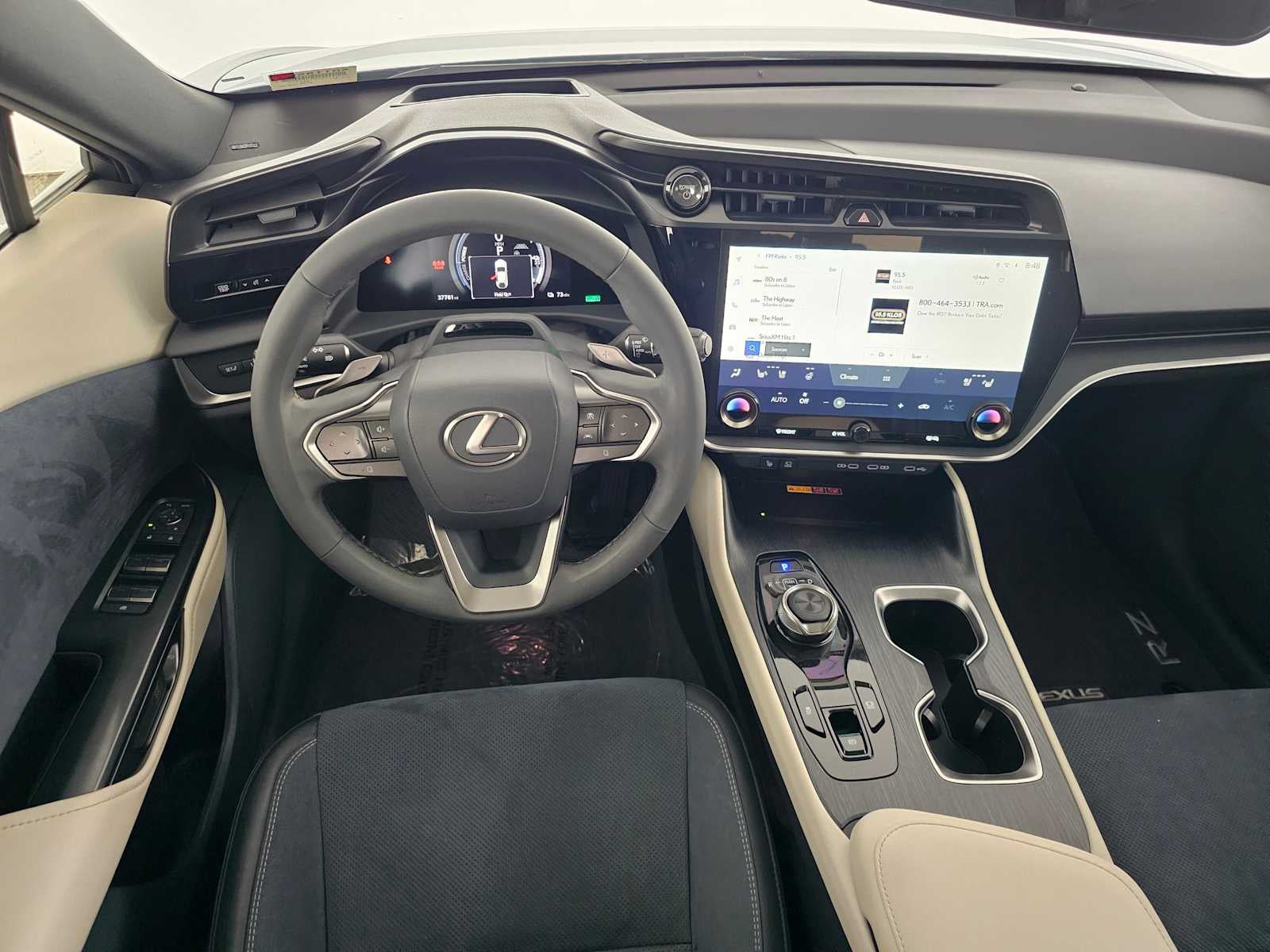 2023 Lexus RZ 450e Luxury