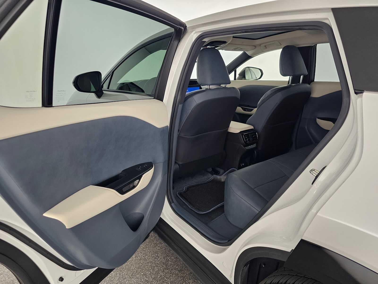 2023 Lexus RZ 450e Premium