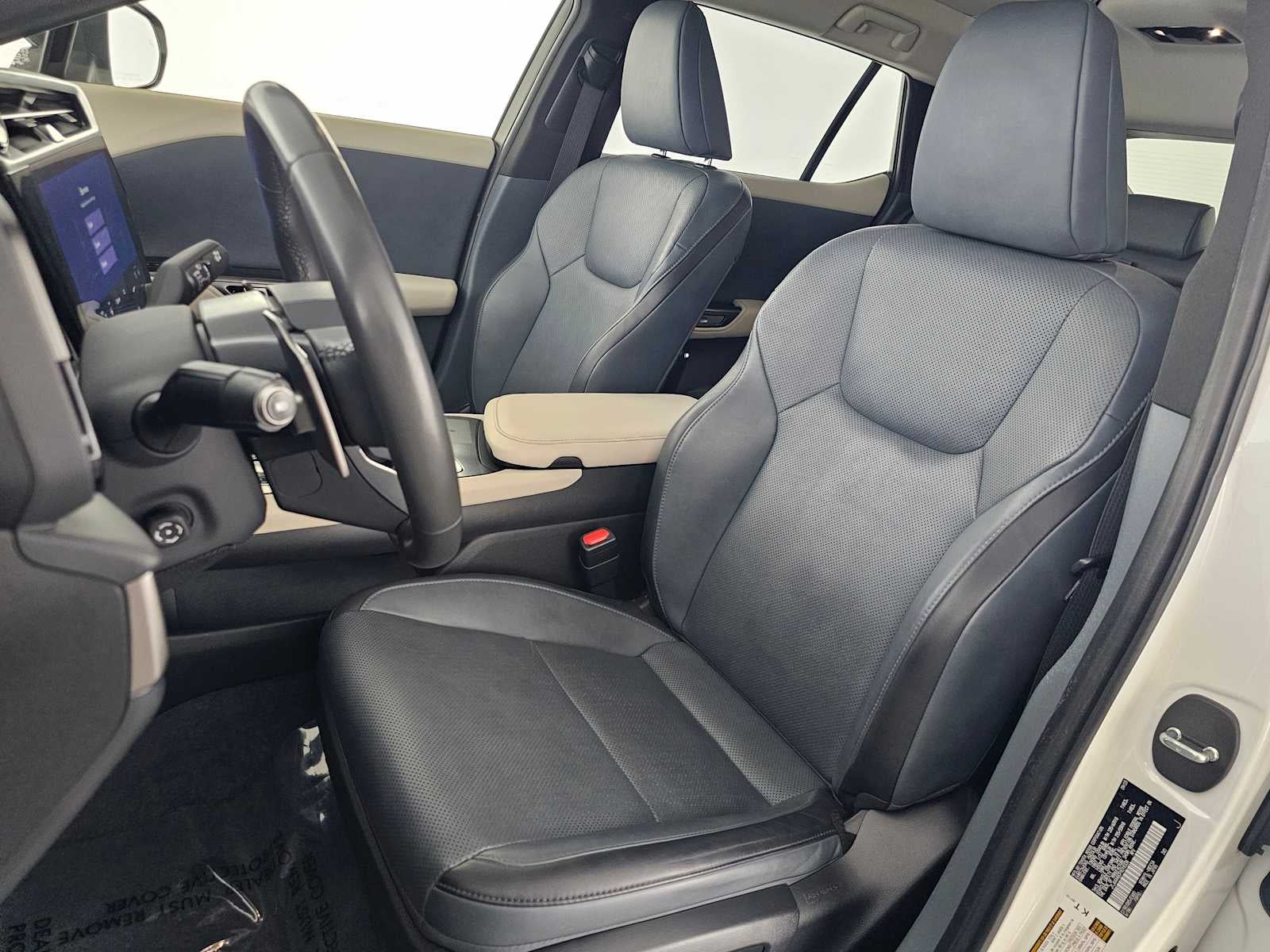 2023 Lexus RZ 450e Premium