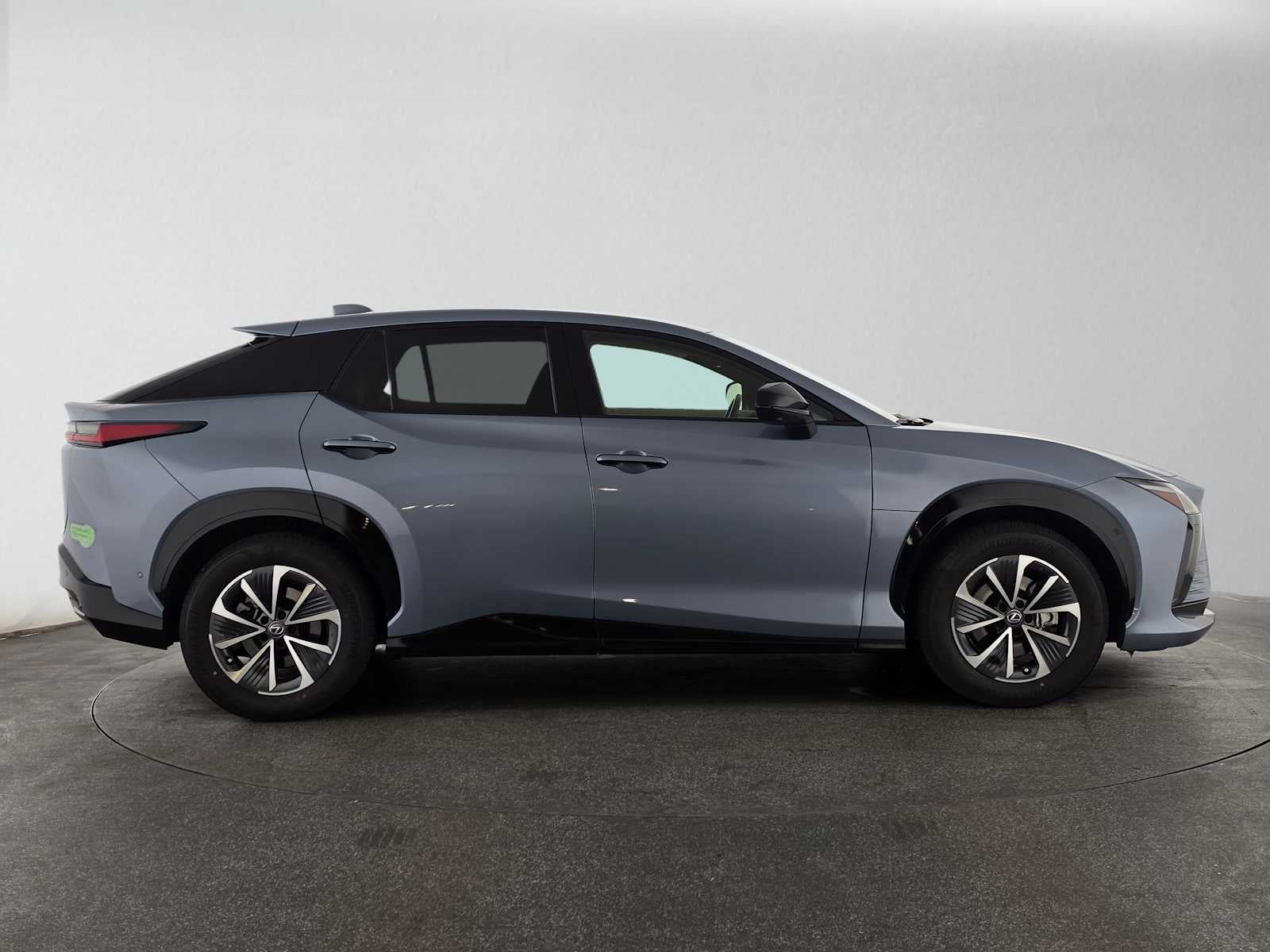 2023 Lexus RZ 450e Premium
