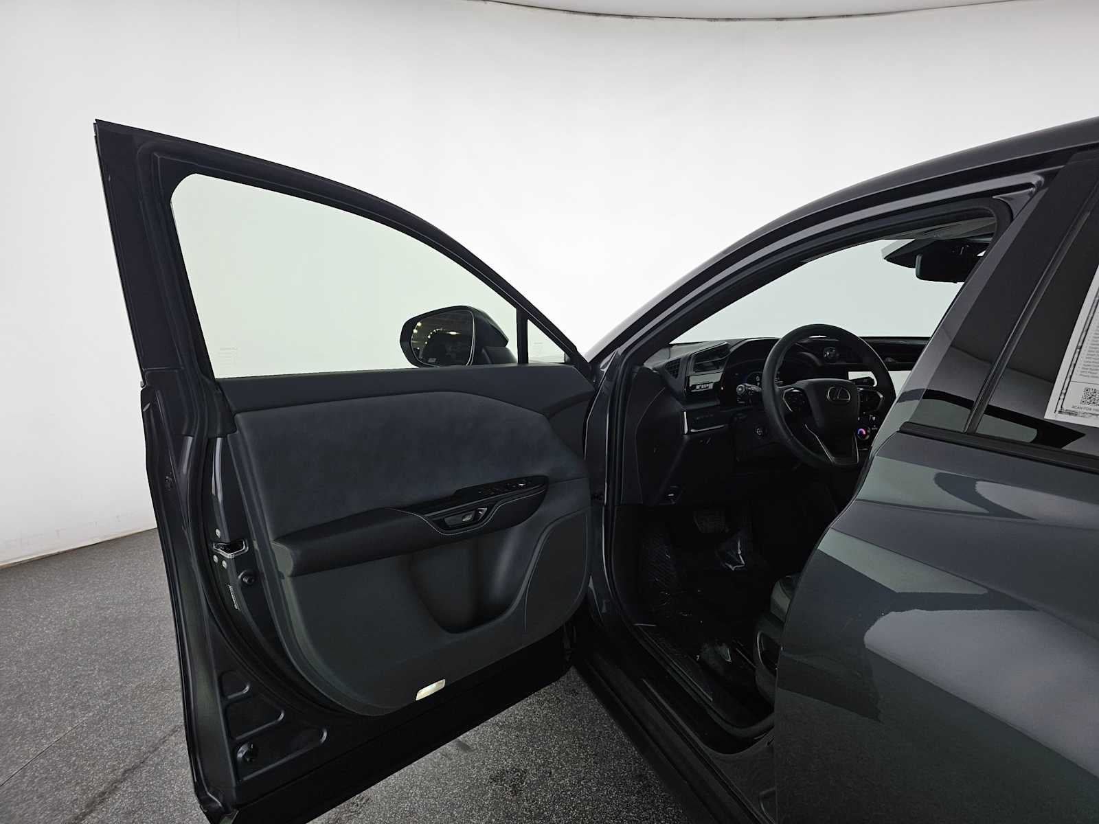 2023 Lexus RZ 450e Premium