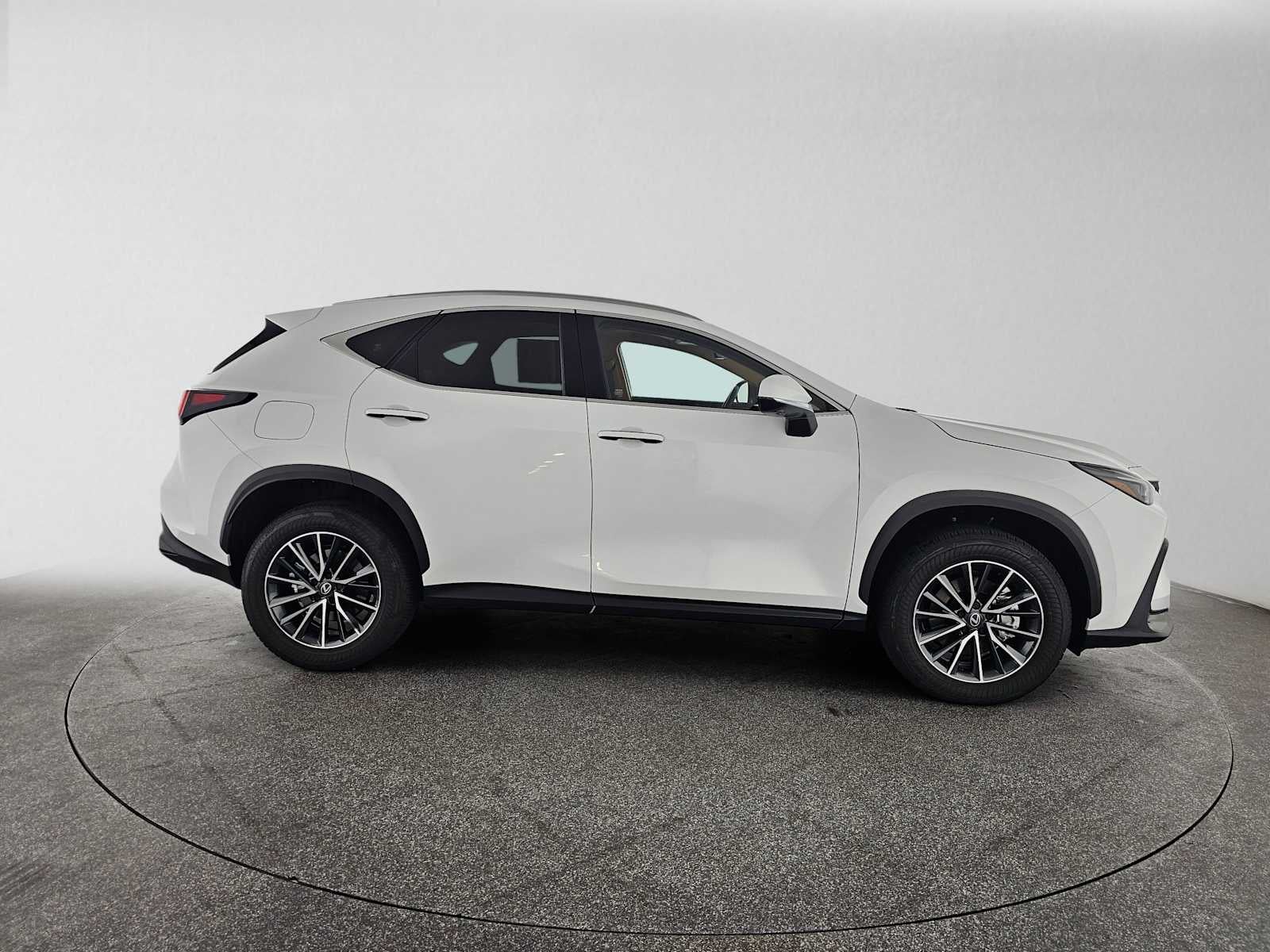2026 Lexus NX 450h+ Premium
