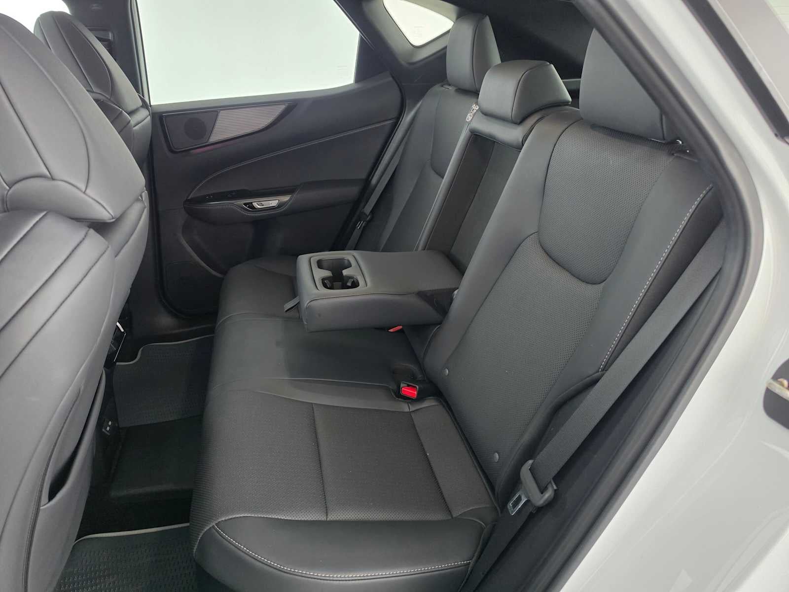 2024 Lexus NX 450h+ F SPORT Handling