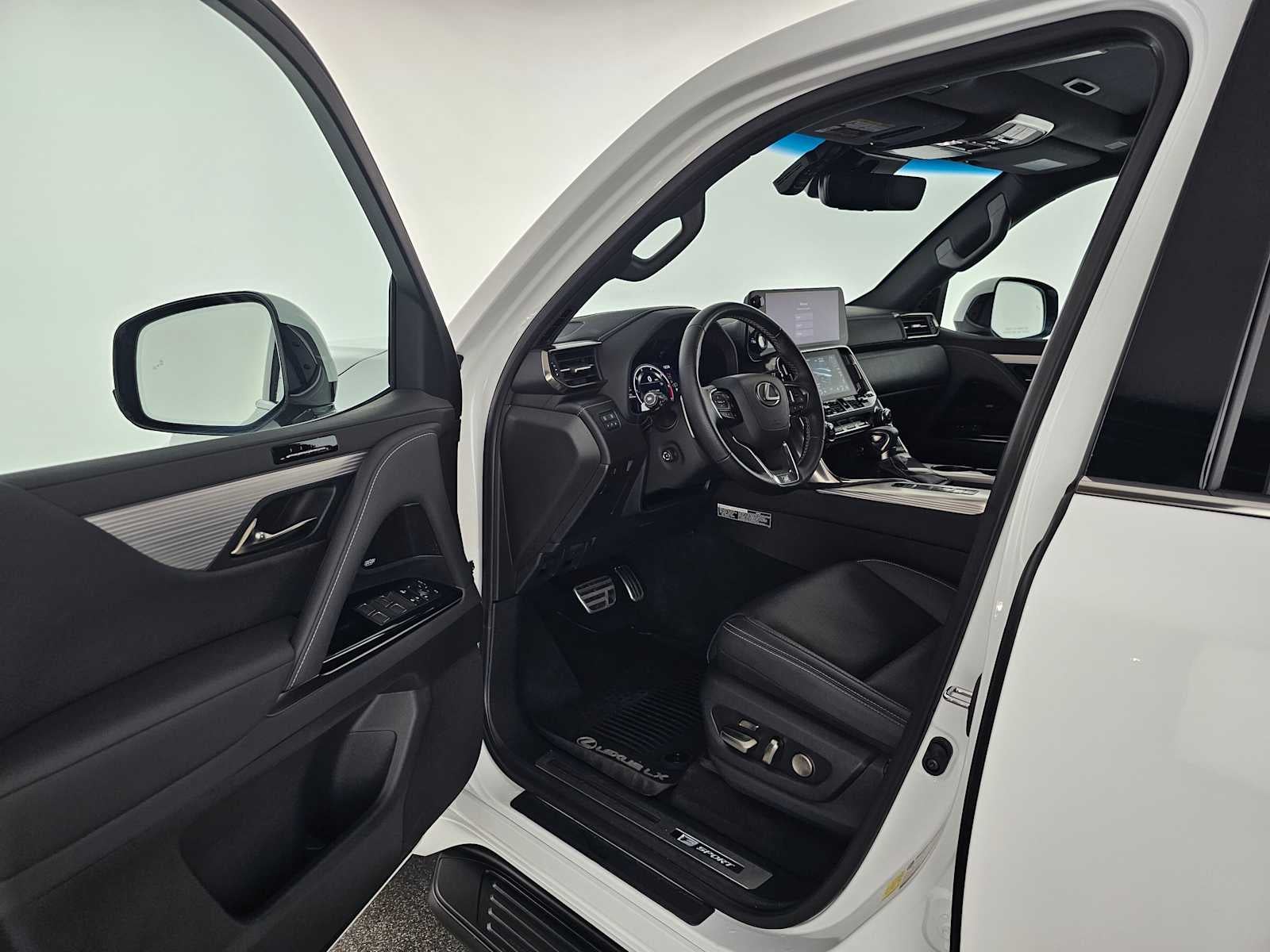 2023 Lexus LX F SPORT