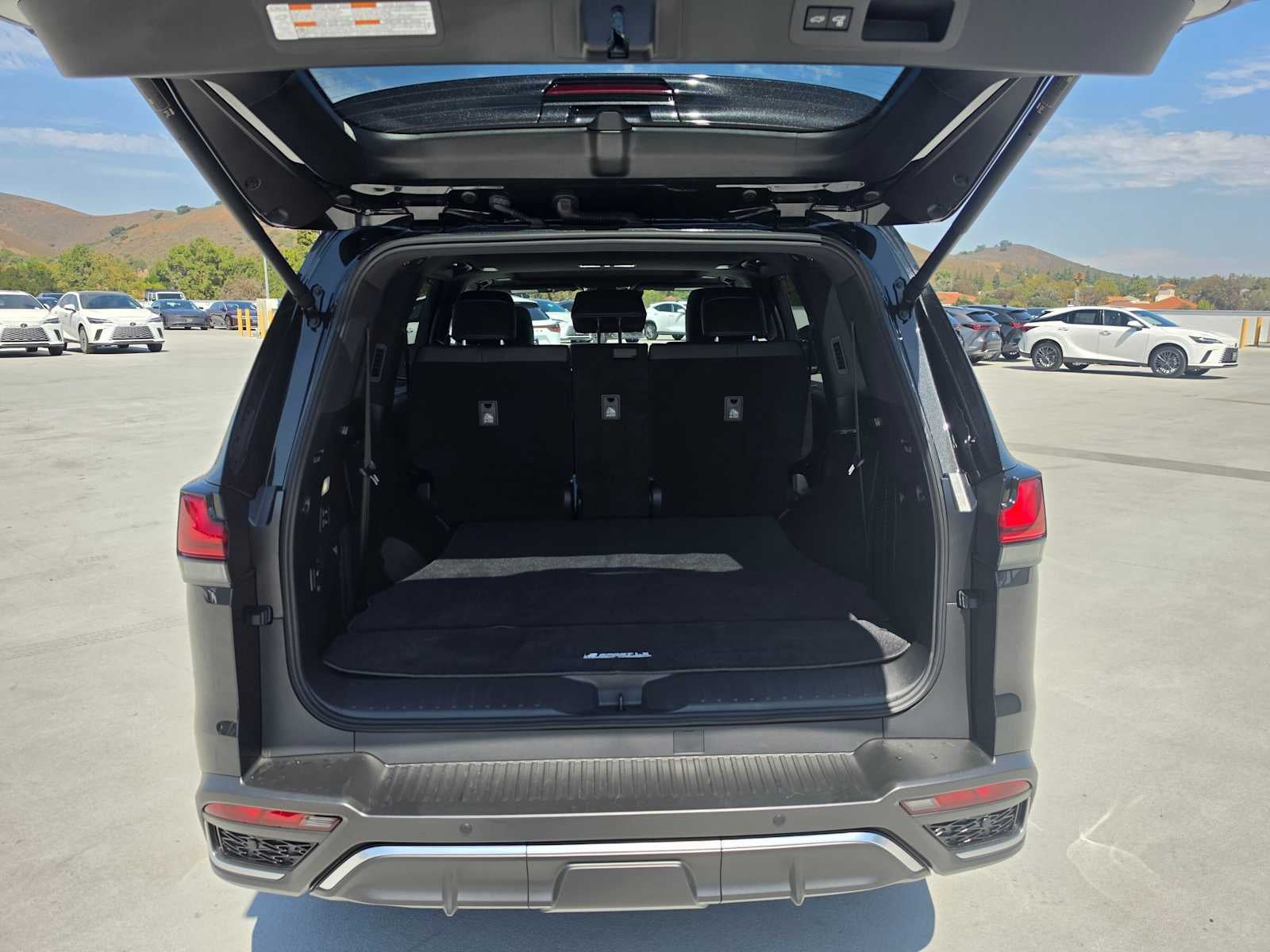 2026 Lexus LX 600 F SPORT Handling