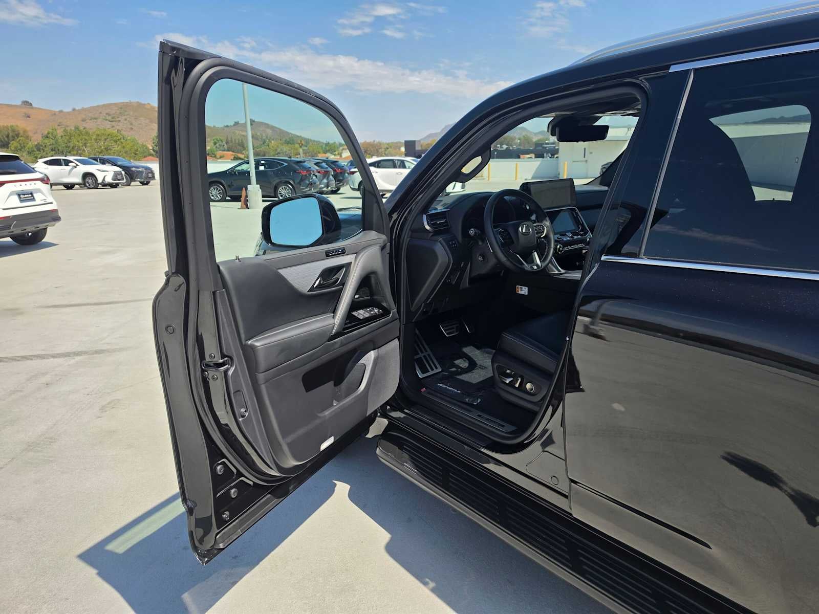 2026 Lexus LX 600 F SPORT Handling