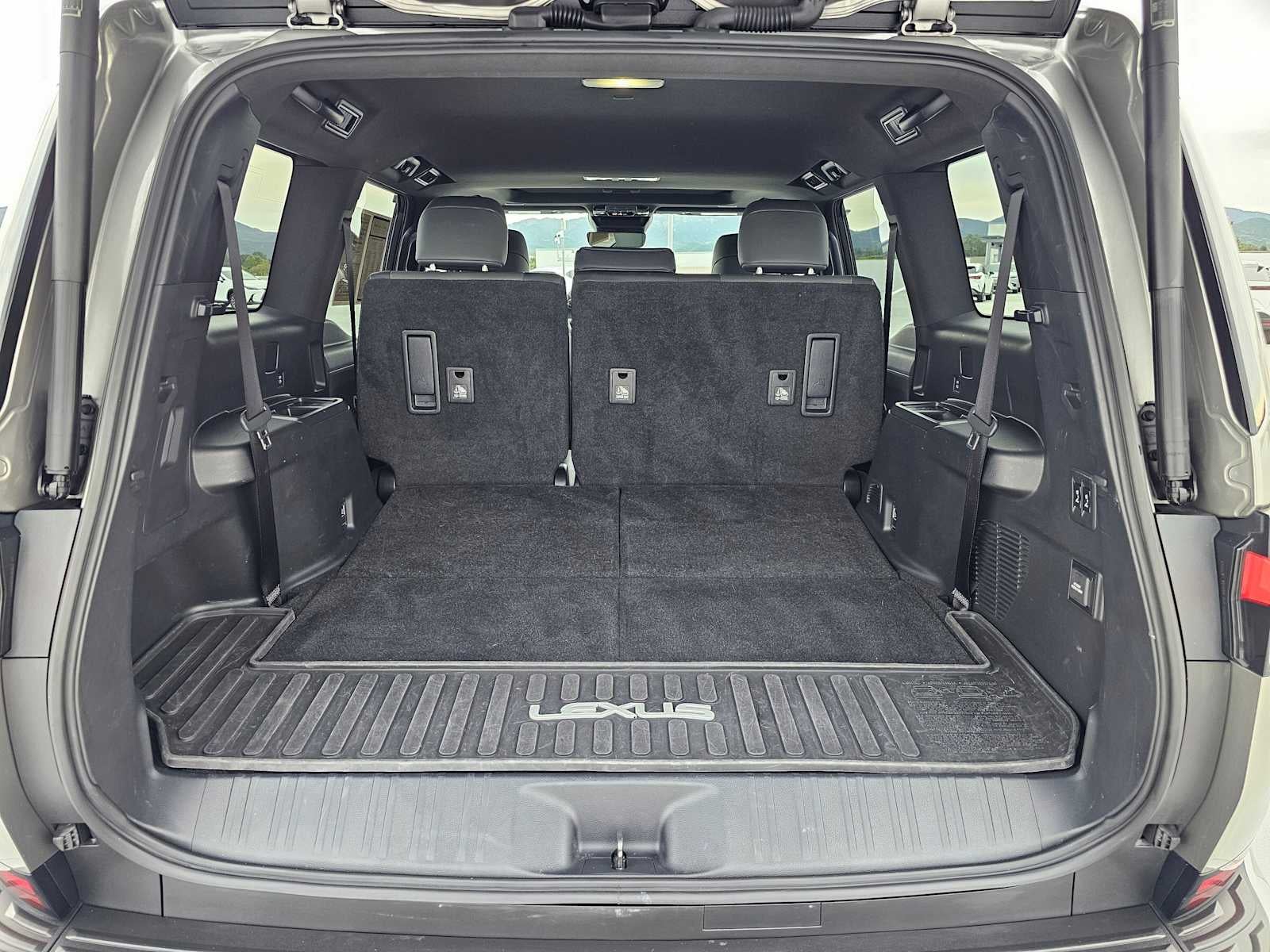 2024 Lexus GX Premium+