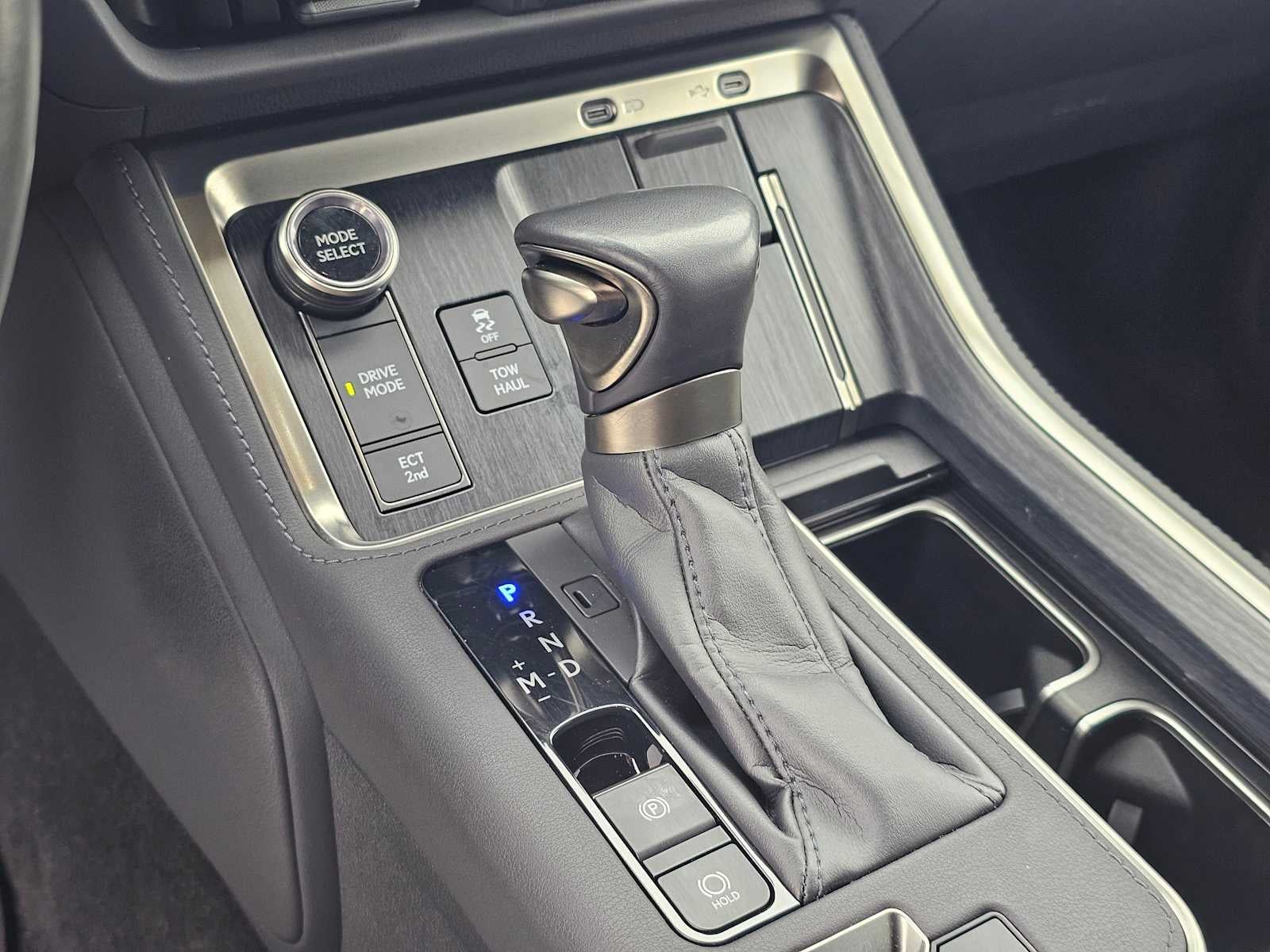 2024 Lexus GX Premium+