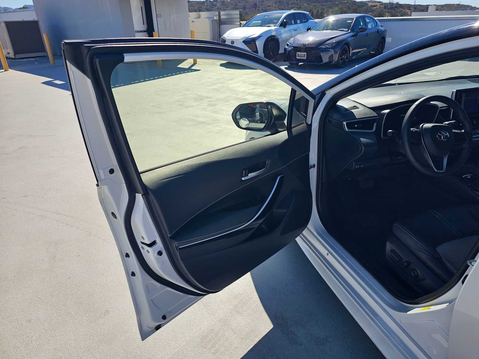 2025 Toyota Corolla Hatchback XSE