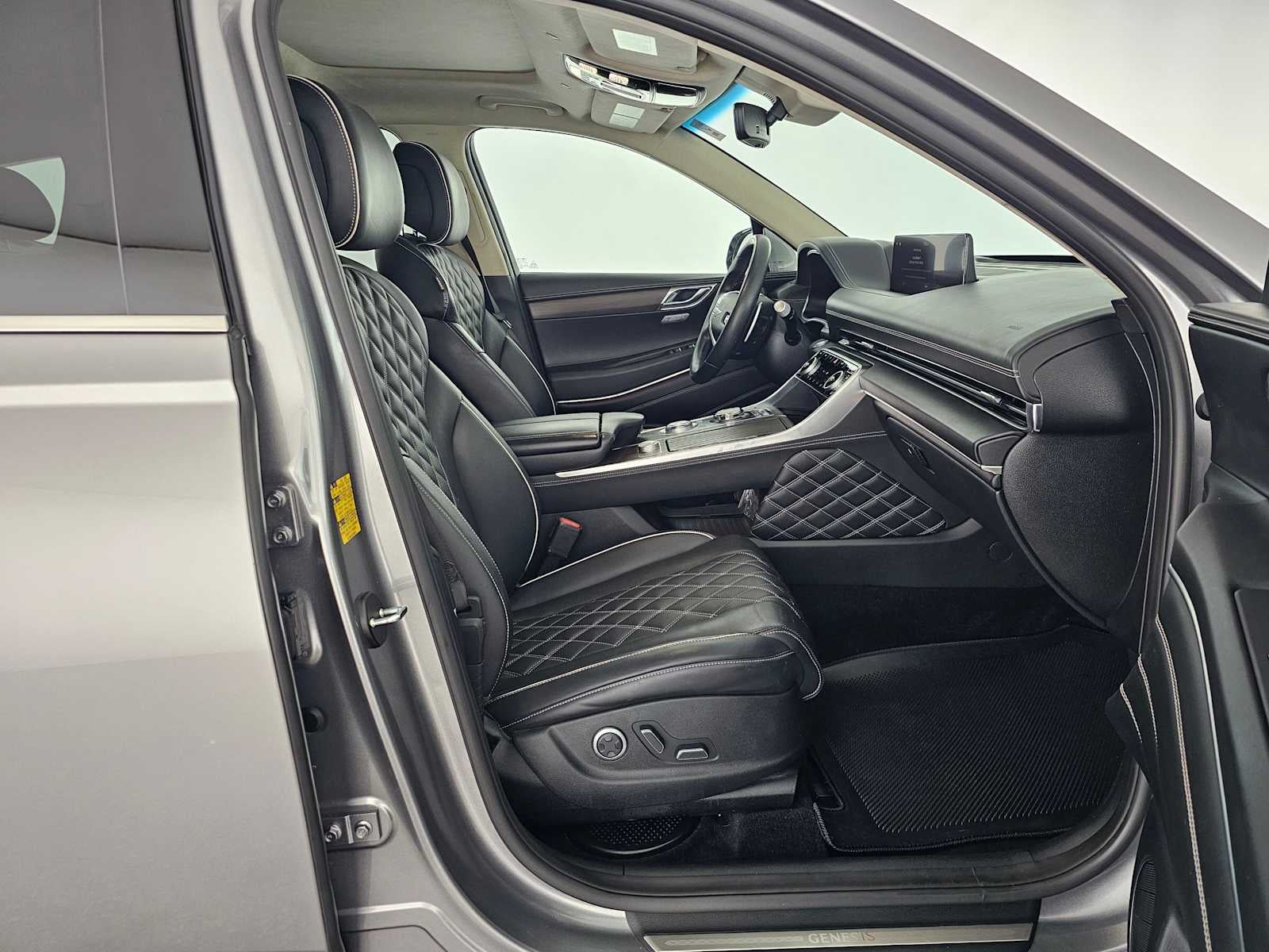 2023 Genesis GV80 Advanced +