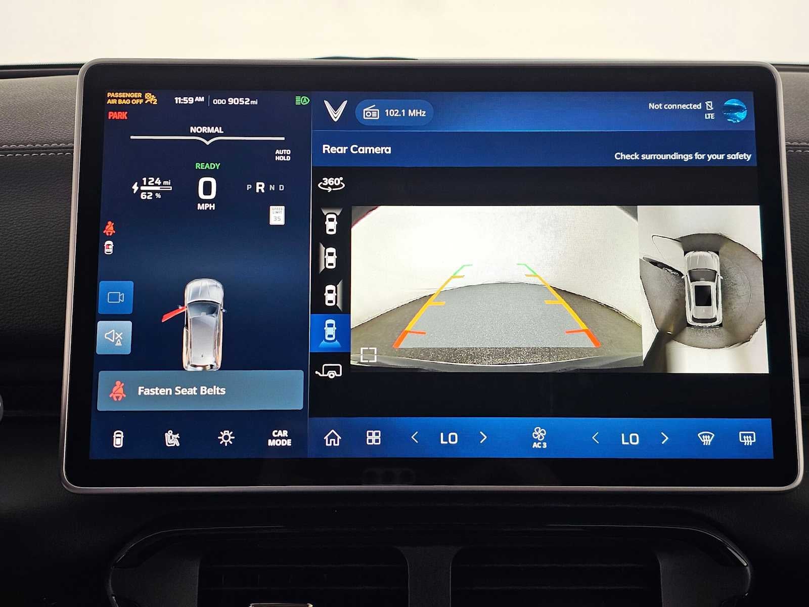 2023 VinFast VF 8 Eco