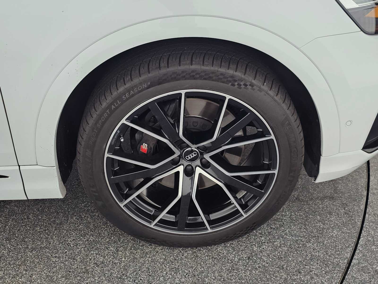 2021 Audi SQ8 Premium Plus