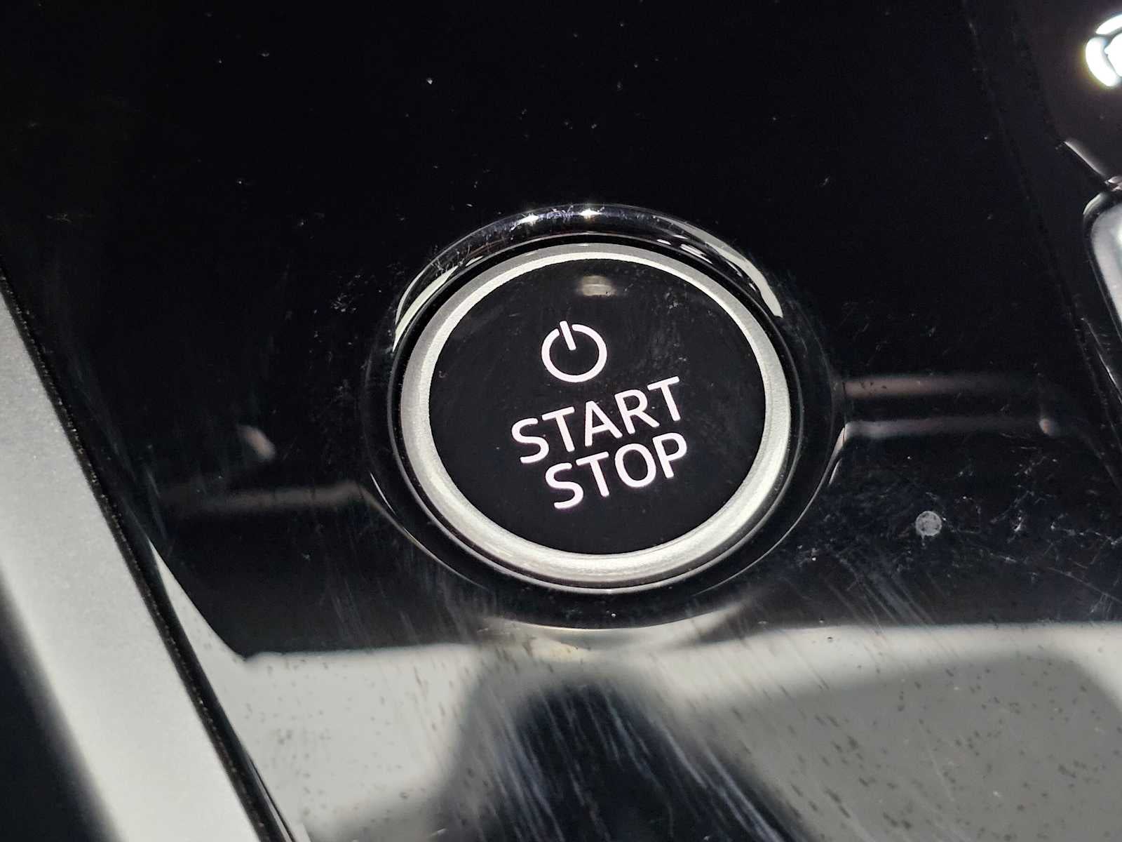 2024 Audi Q4 e-tron Premium Plus