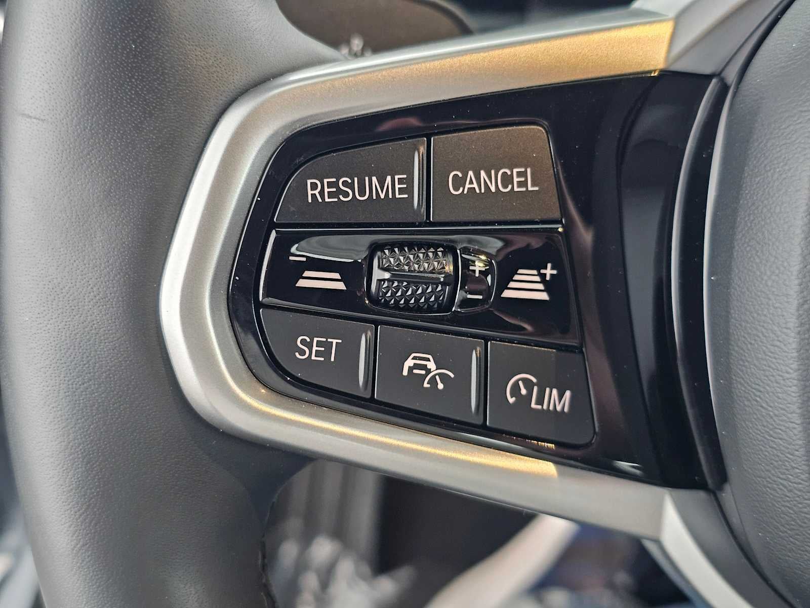 2025 BMW i4 xDrive40 xDrive40