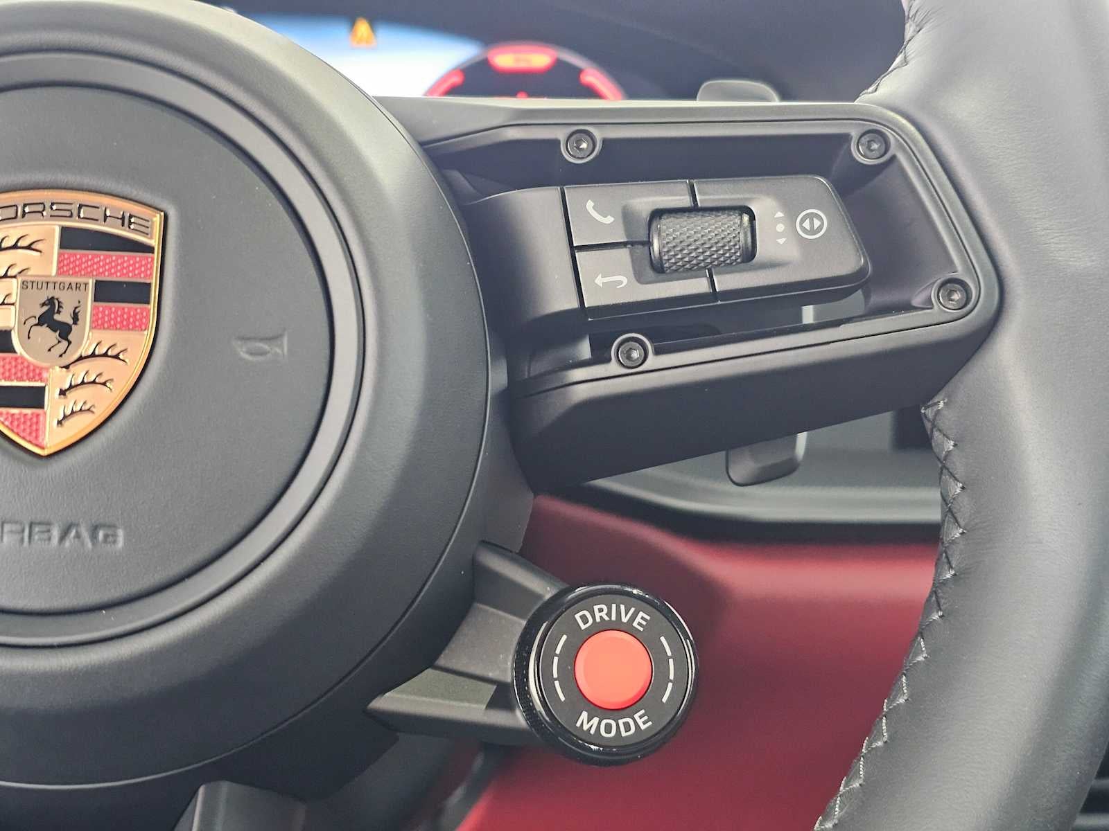 2025 Porsche 911 Carrera S