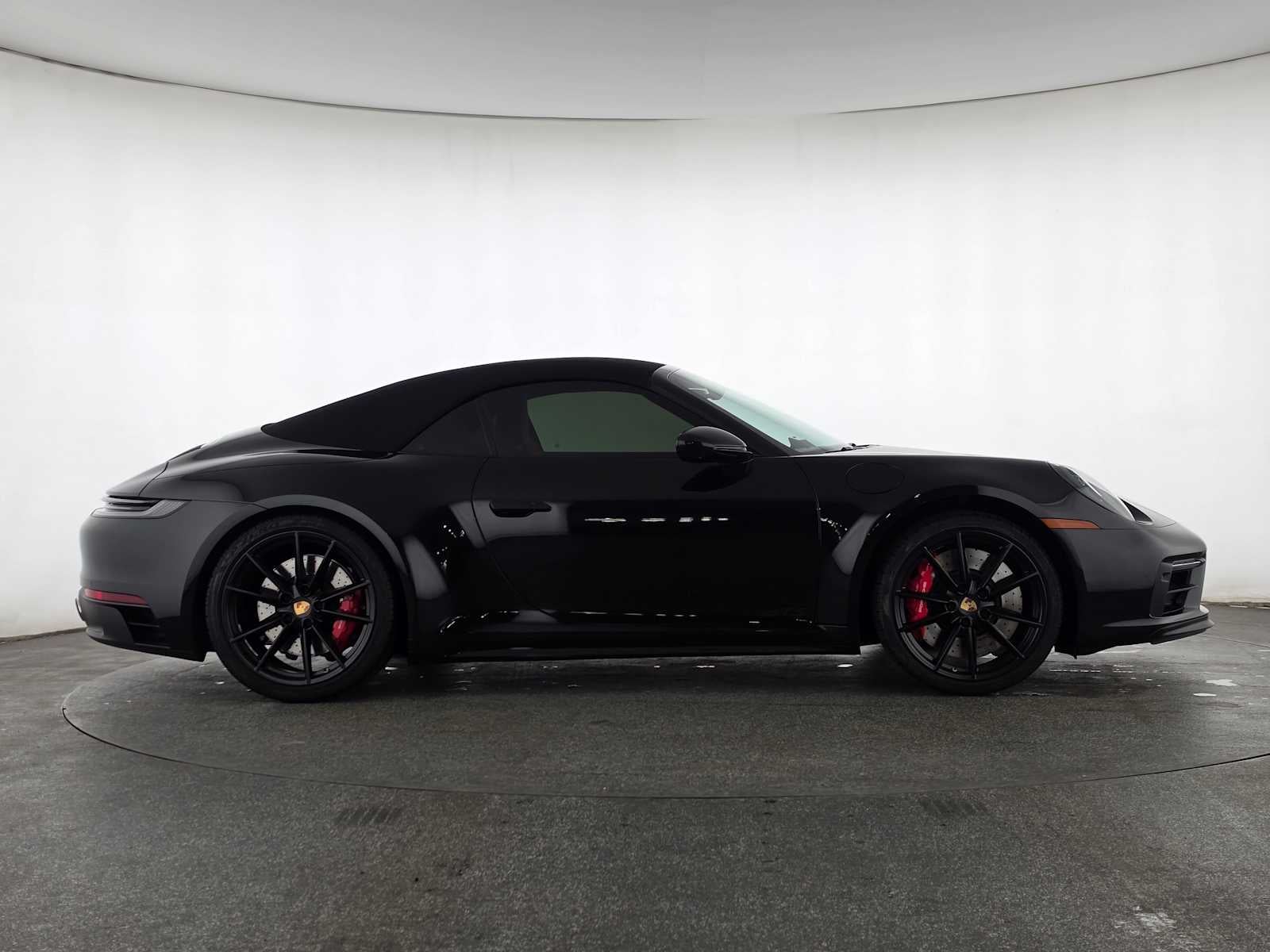 2023 Porsche 911 Carrera GTS