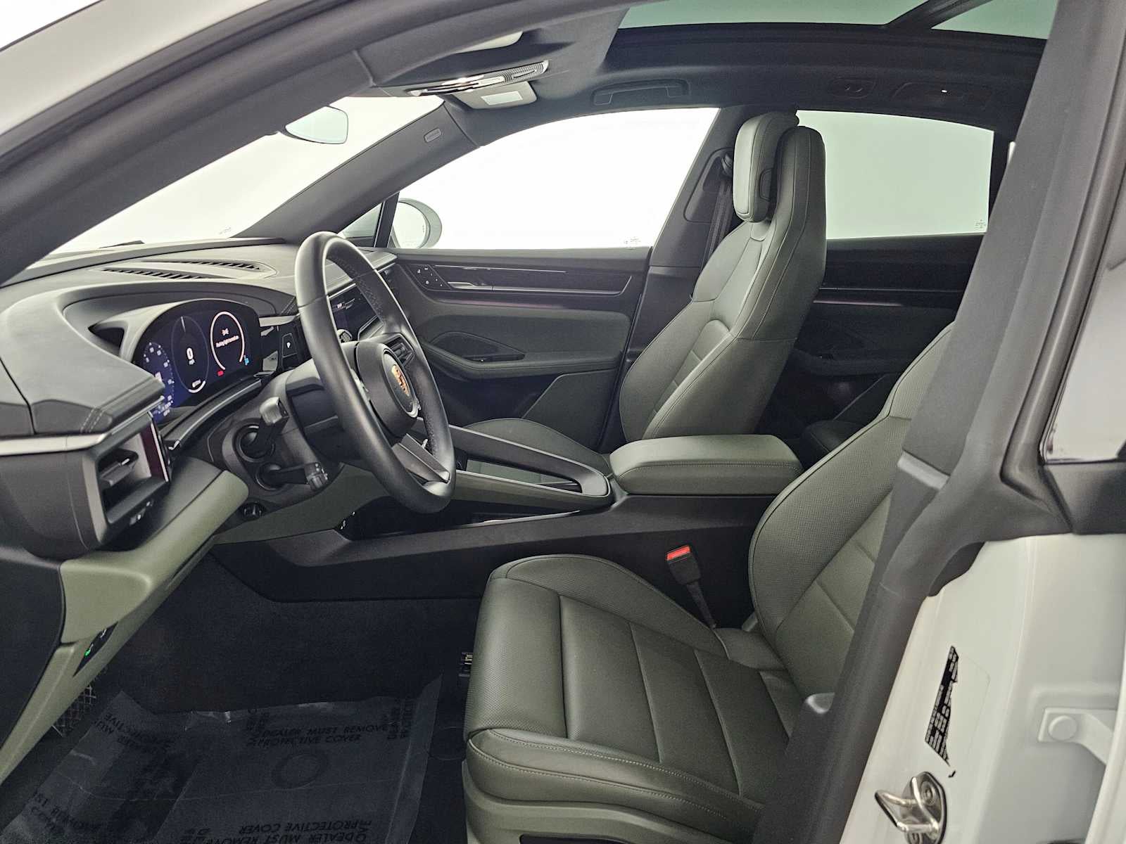 2024 Porsche Macan Electric 4